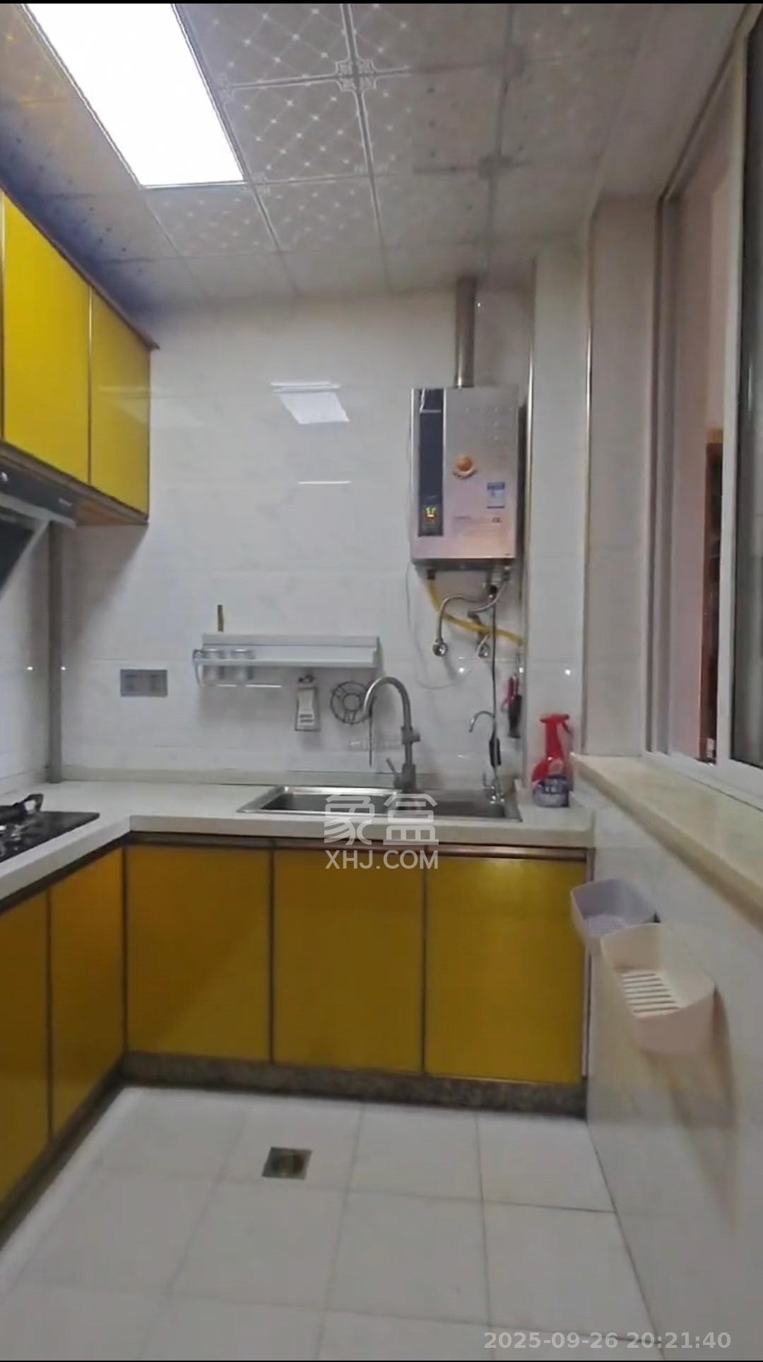 东方航标  2室2厅1卫    1600.0元/月室内图