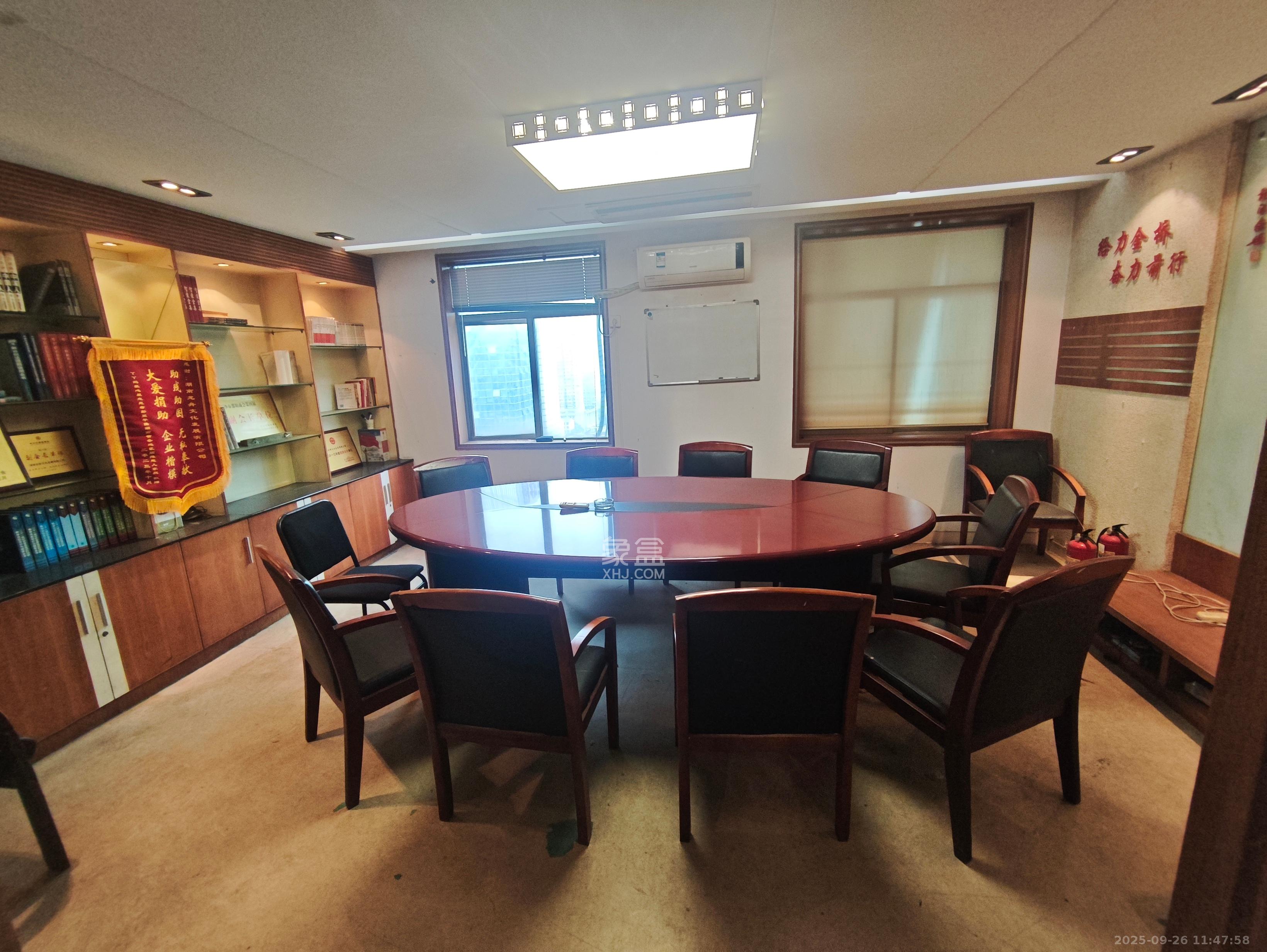 联合商厦 1室1厅1卫 10000.0元/月 联合商厦 1室1厅1卫 10000.0元/月室内图