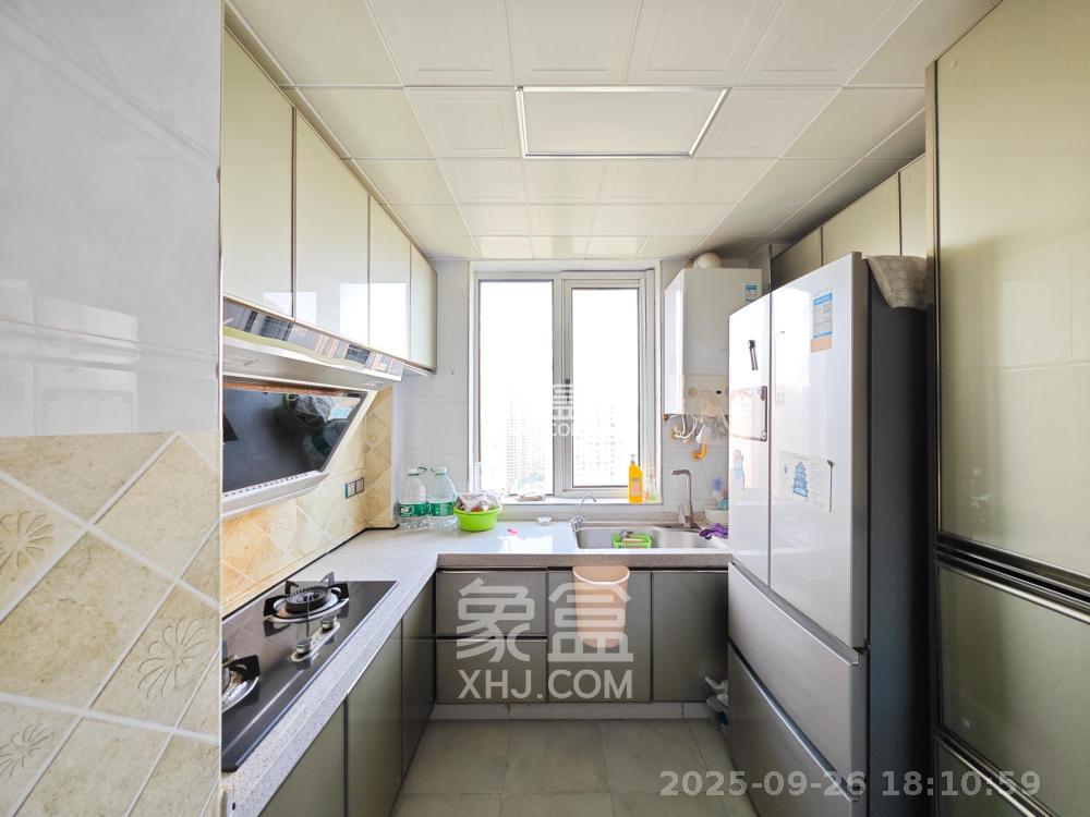 五矿万境水岸一期(万境水岸嘉苑) 2室2厅1卫 2300.0元/月 五矿万境水岸一期(万境水岸嘉苑) 2室2厅1卫 2300.0元/月室内图