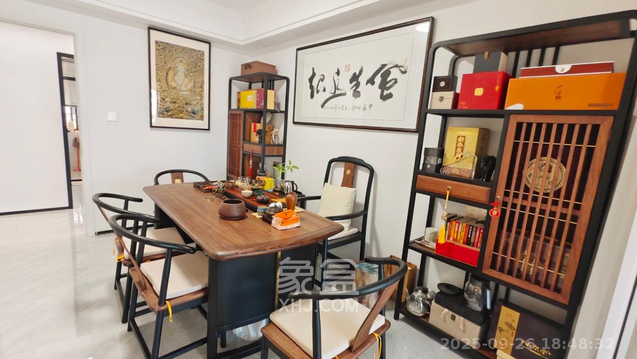 潮宗御苑 4室2厅2卫 14800.0元/月 潮宗御苑 4室2厅2卫 14800.0元/月室内图