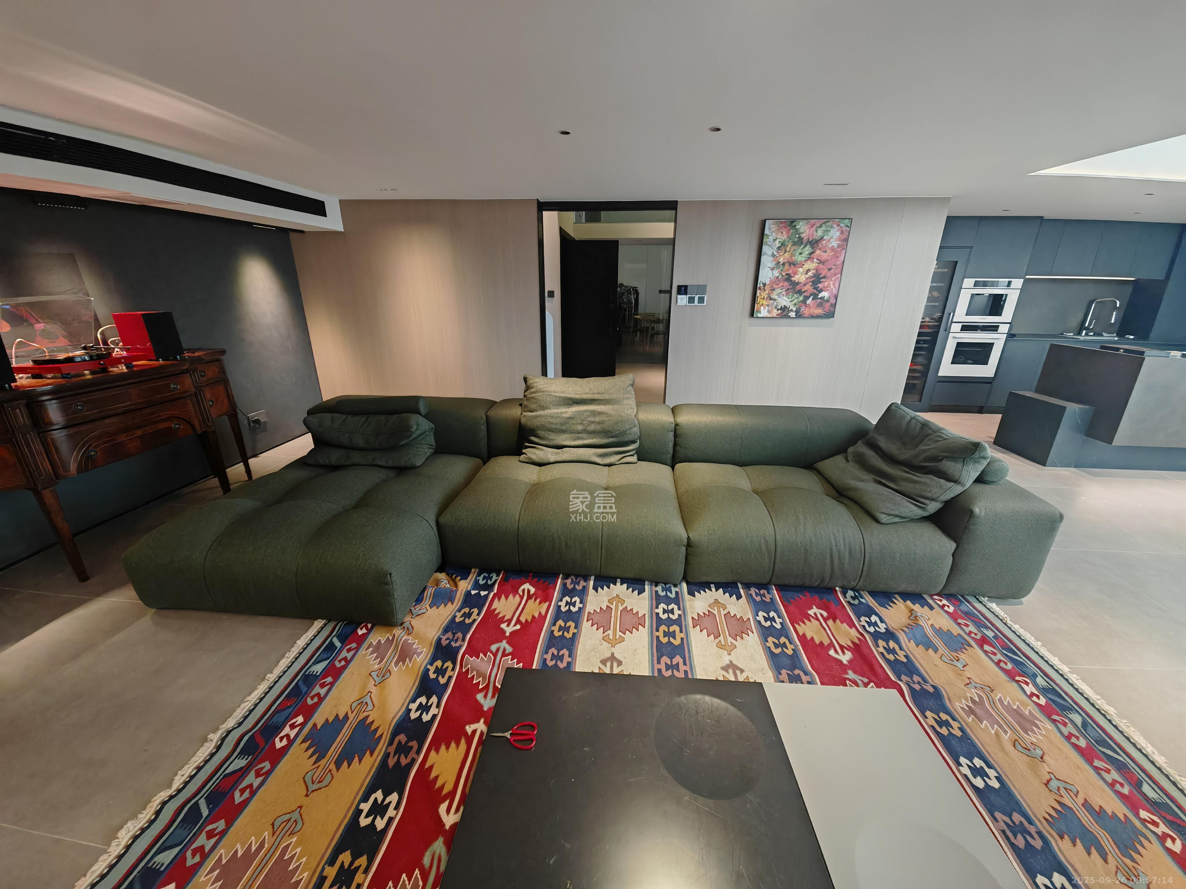 京武浪琴山三期(京武中心) 3室1厅1卫 14000.0元/月 京武浪琴山三期(京武中心) 3室1厅1卫 14000.0元/月室内图