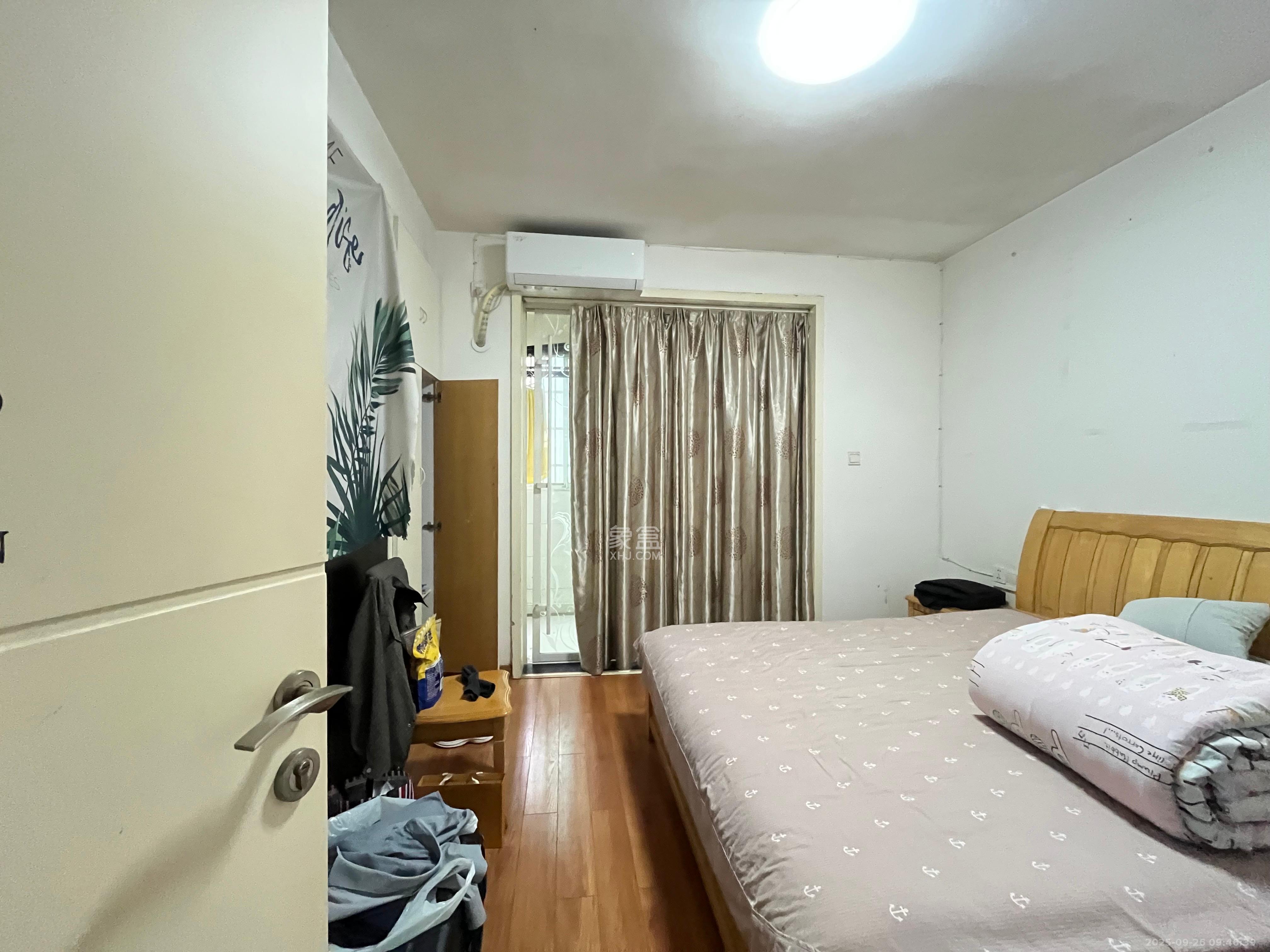 格林星城 4室2厅2卫 2500.0元/月 格林星城 4室2厅2卫 2500.0元/月室内图