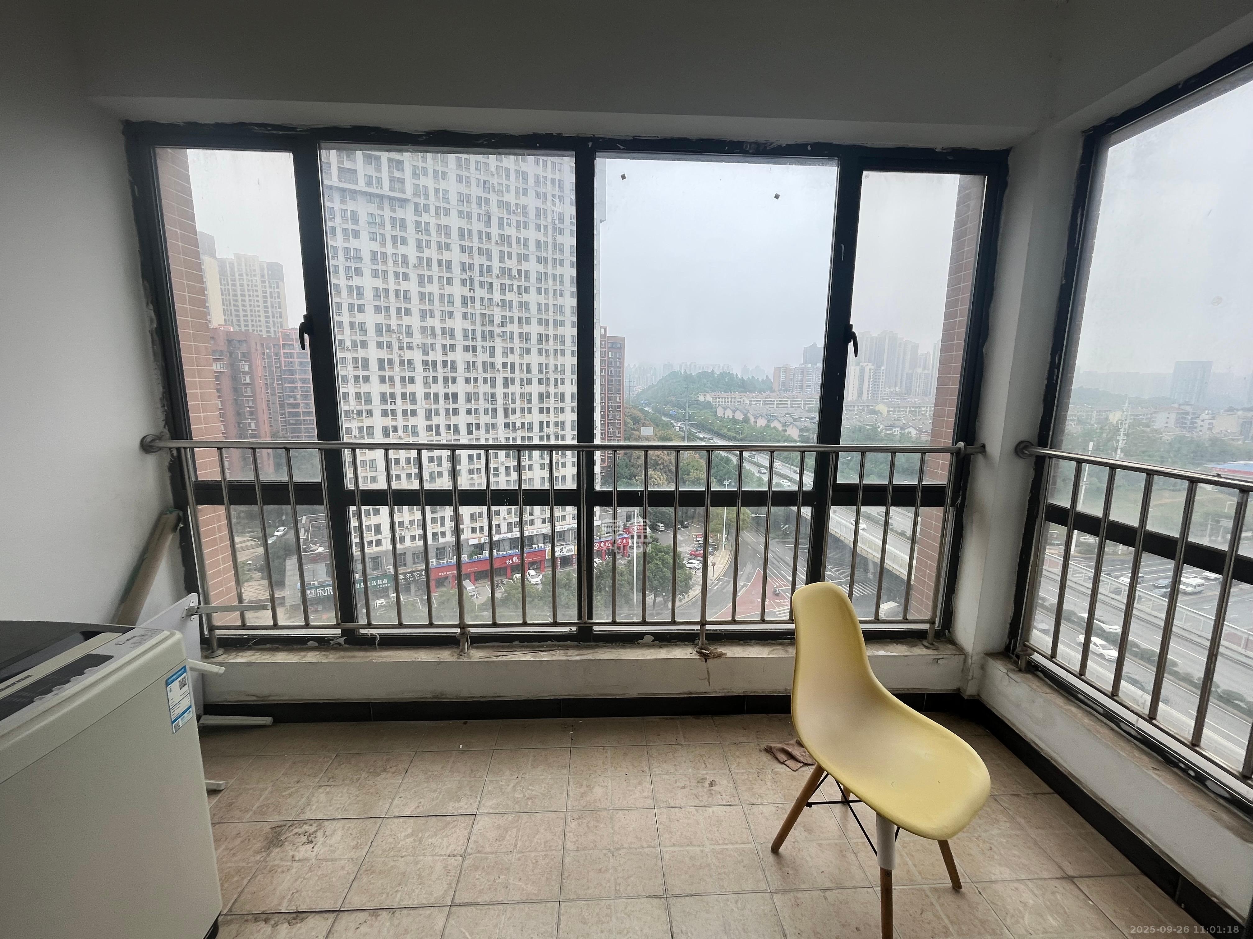 盛世耀凯 3室2厅1卫 1600.0元/月 盛世耀凯 3室2厅1卫 1600.0元/月室内图