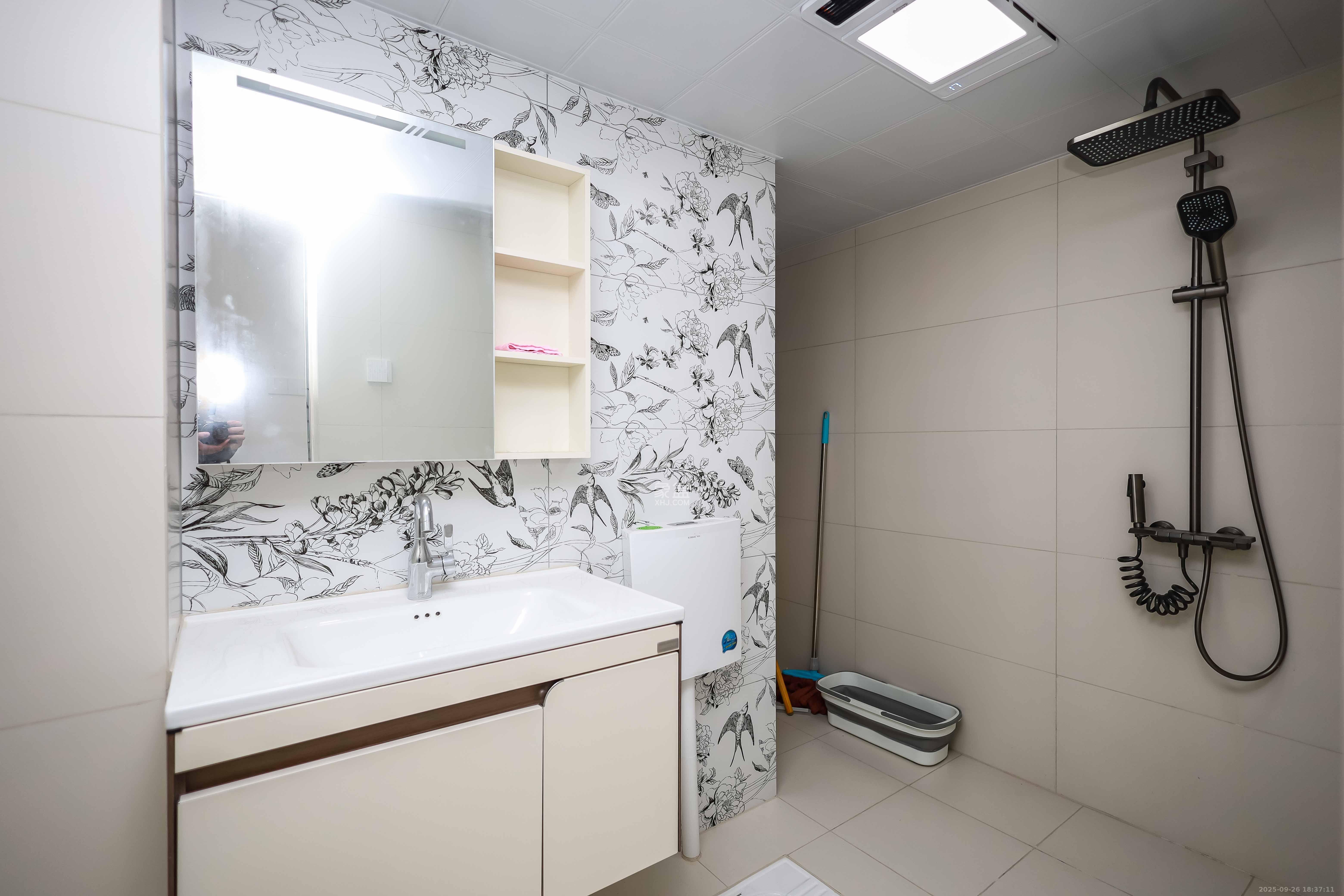 奥克斯缔壹城  3室2厅1卫    119.0万卫生间