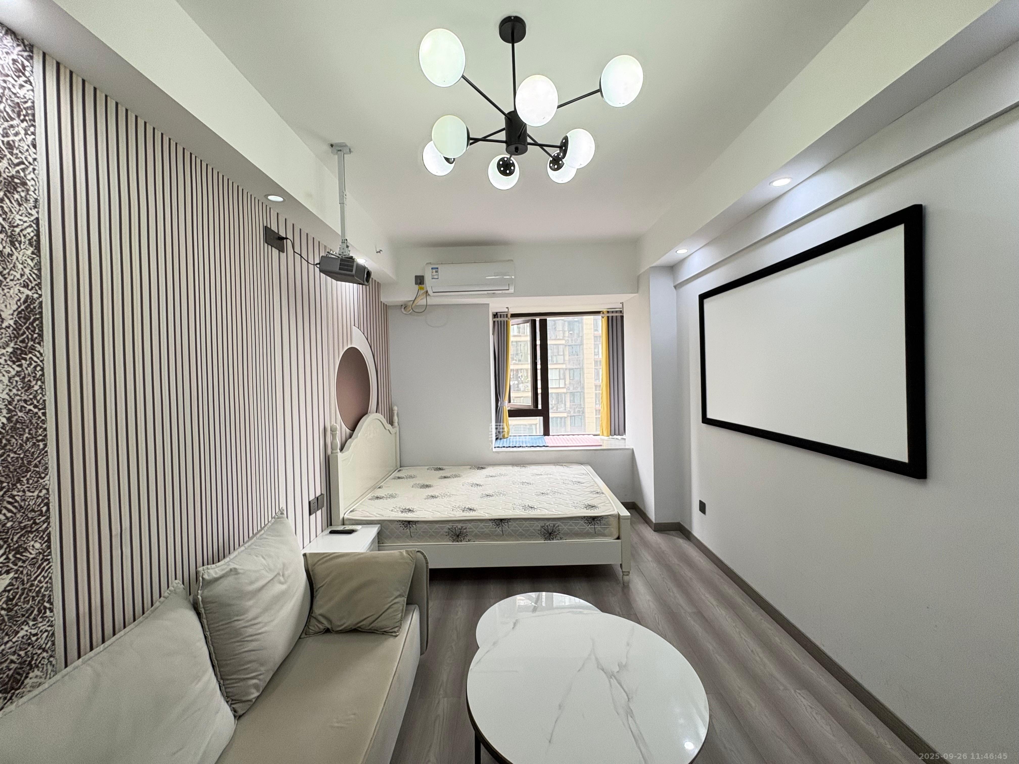 保利海德公园 1室1厅1卫 1600.0元/月 保利海德公园 1室1厅1卫 1600.0元/月室内图