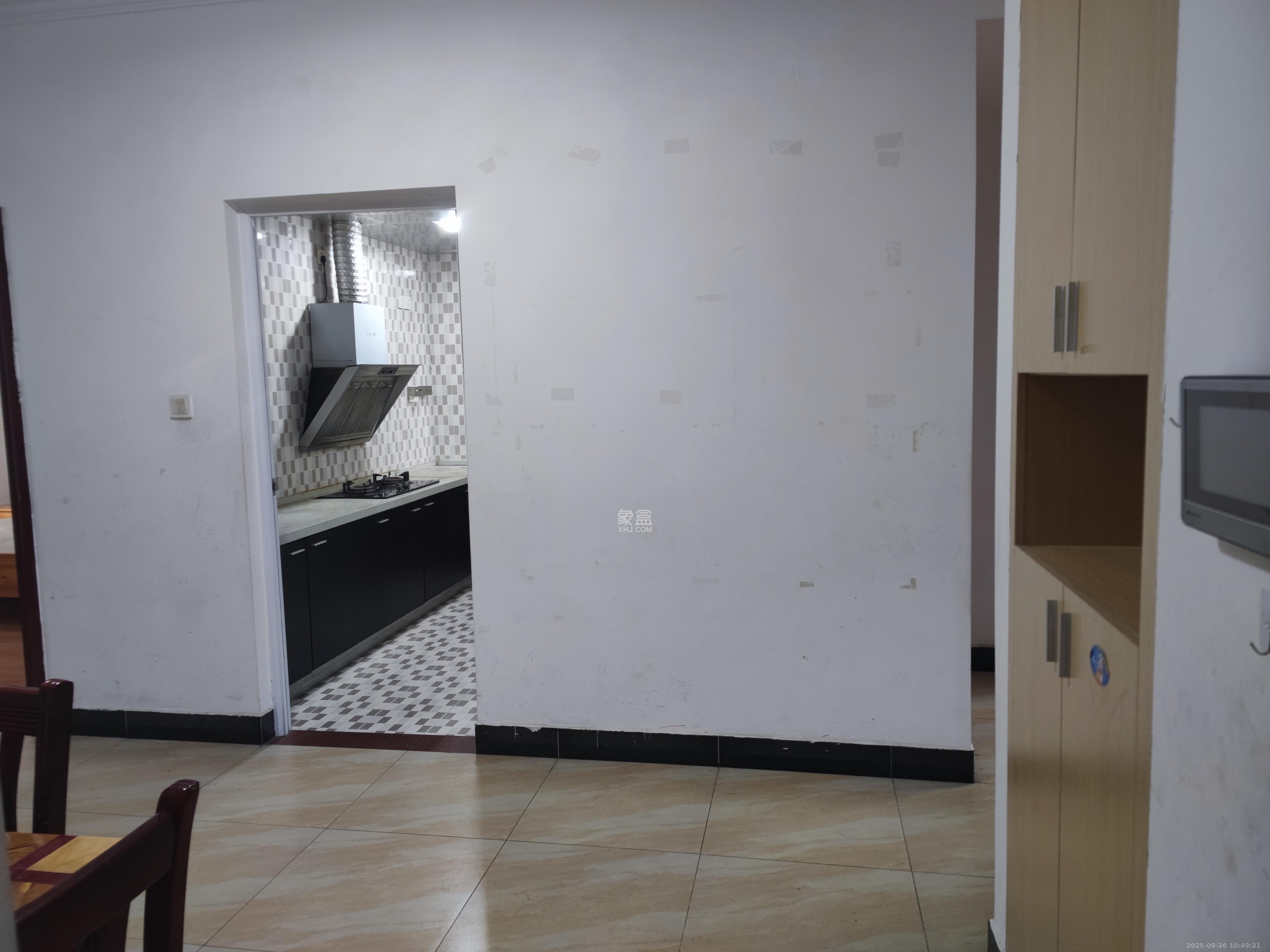 奥林匹克花园贡院一期 3室2厅1卫 1900.0元/月 奥林匹克花园贡院一期 3室2厅1卫 1900.0元/月室内图