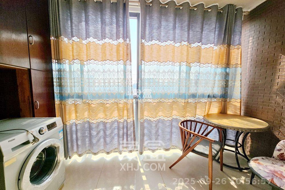 星城映象  2室1厅1卫    2100.0元/月室内图