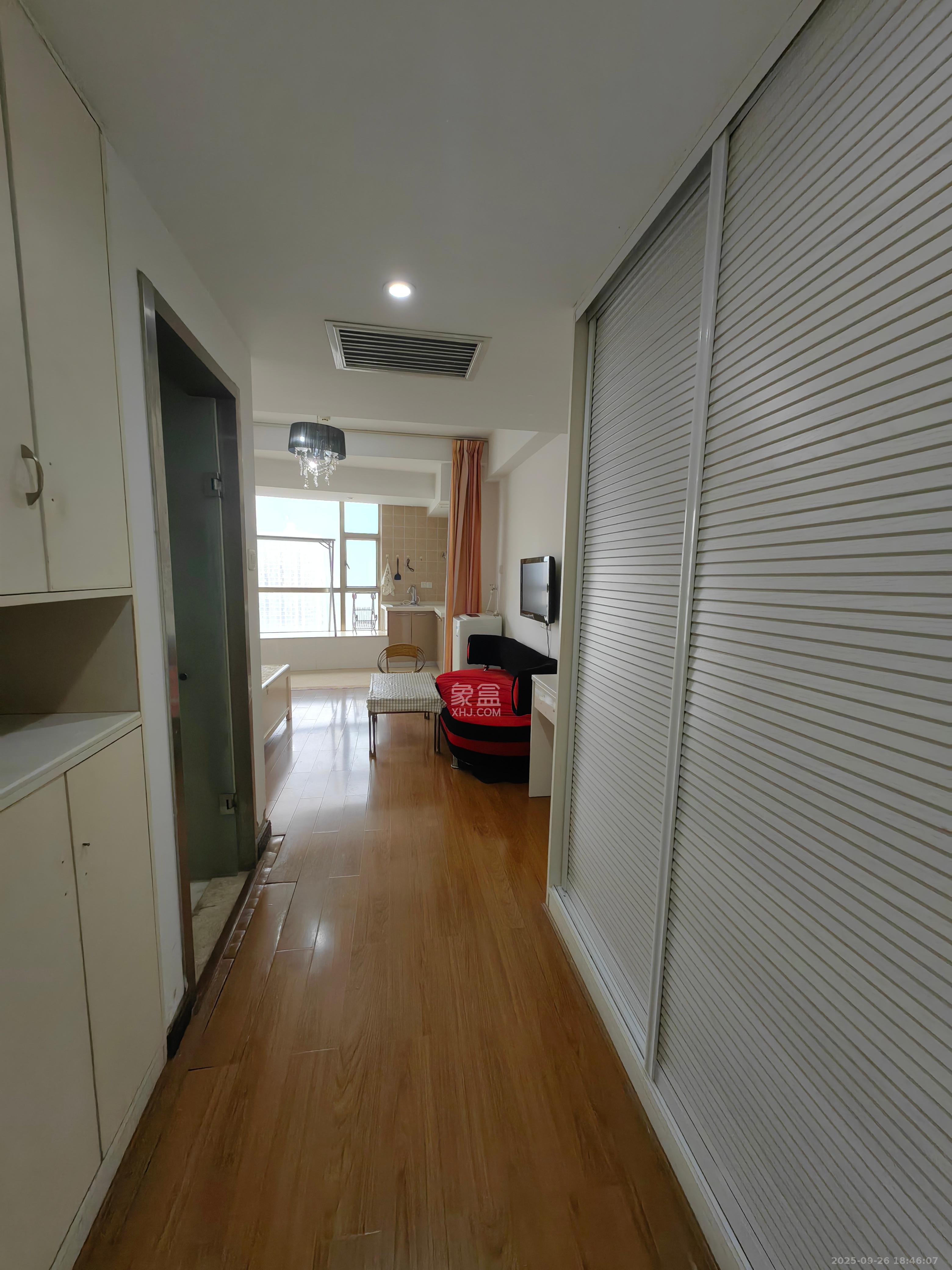 泉昇同福大厦 1室1厅1卫 1700.0元/月 泉昇同福大厦 1室1厅1卫 1700.0元/月室内图