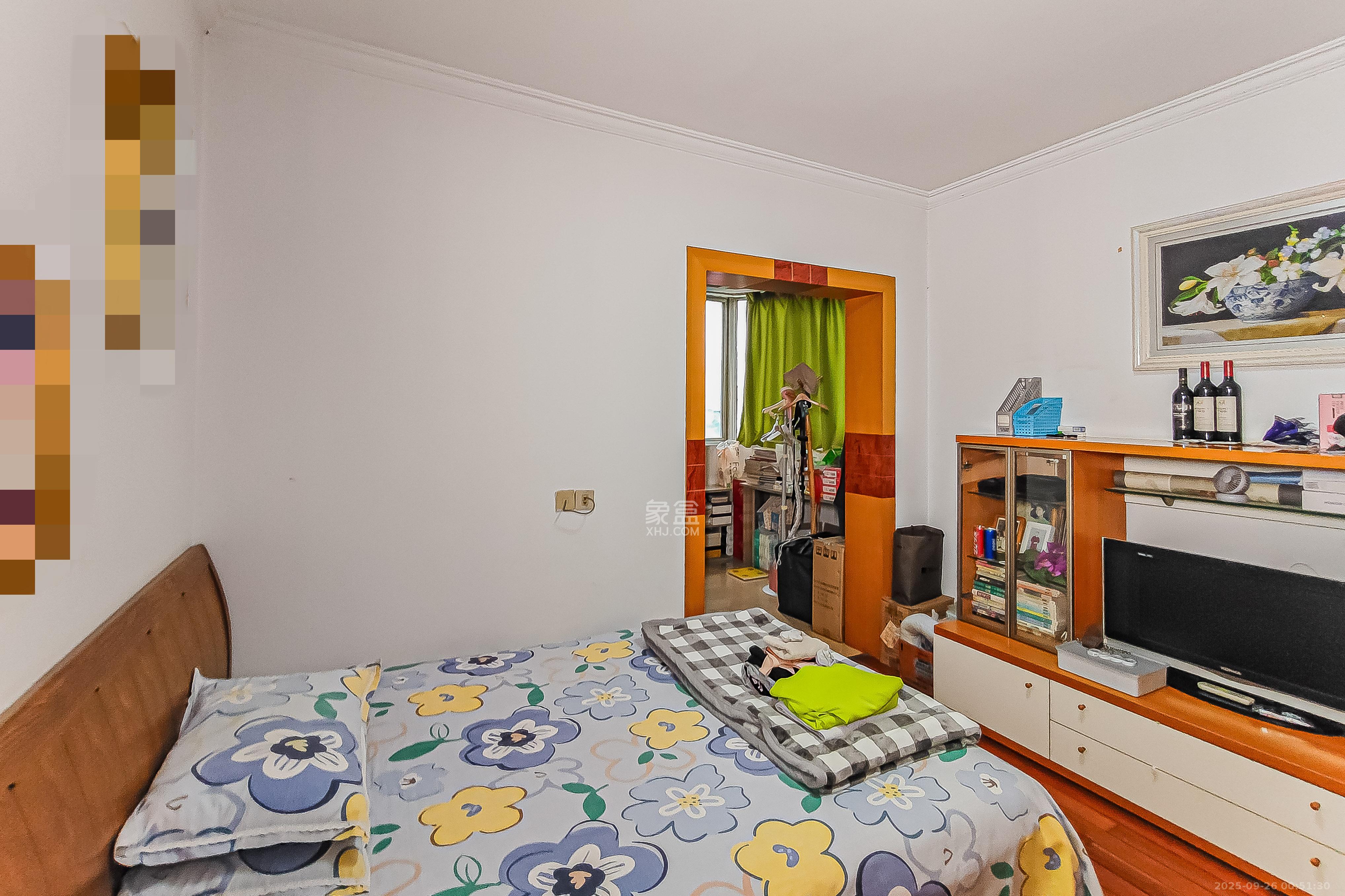 湘农桥社区 3室2厅2卫 188.0万 湘农桥社区 3室2厅2卫 188.0万卧室