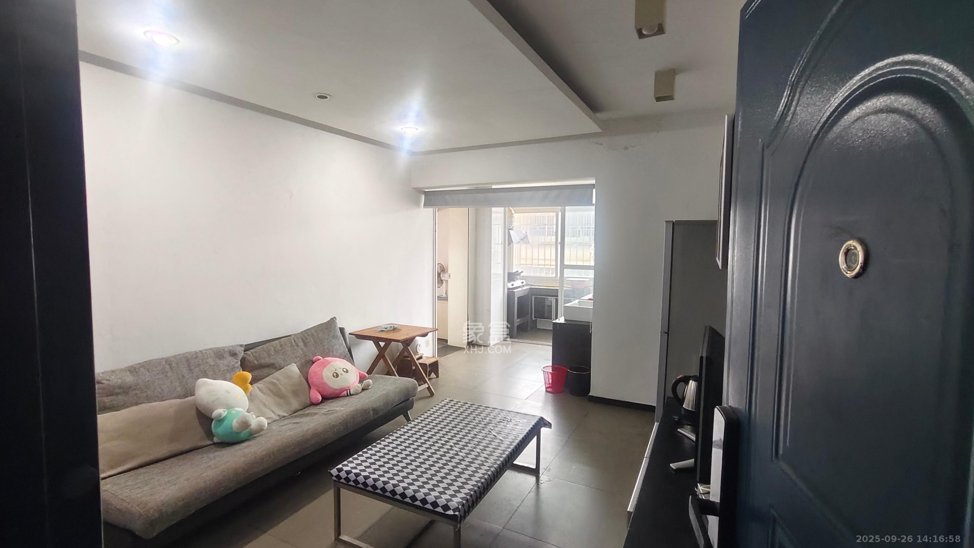 荣安宿舍 2室1厅1卫 1500.0元/月 荣安宿舍 2室1厅1卫 1500.0元/月室内图