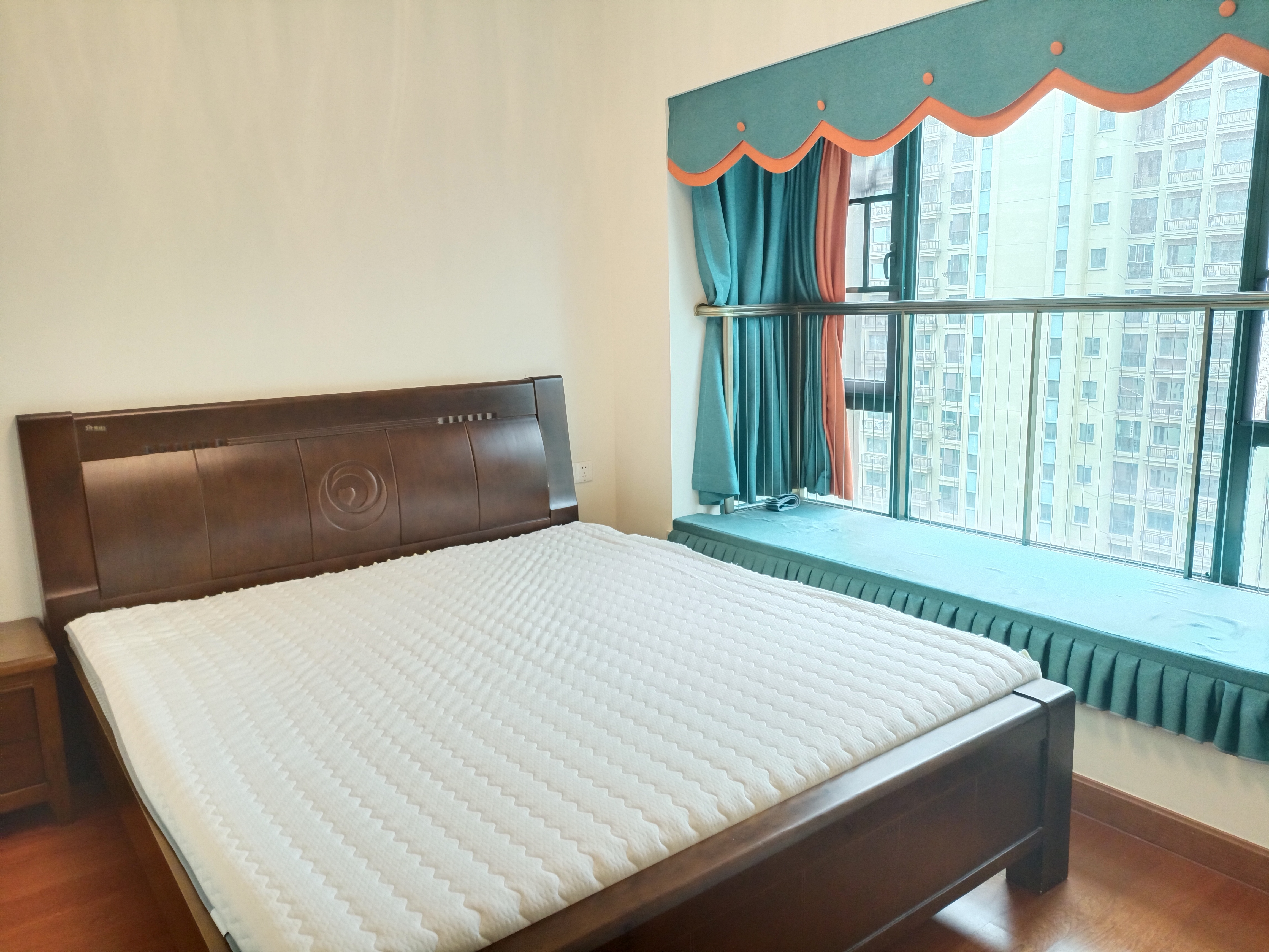 恒大绿洲 12室2厅1卫 1500.00元/月 恒大绿洲 12室2厅1卫 1500.00元/月室内图