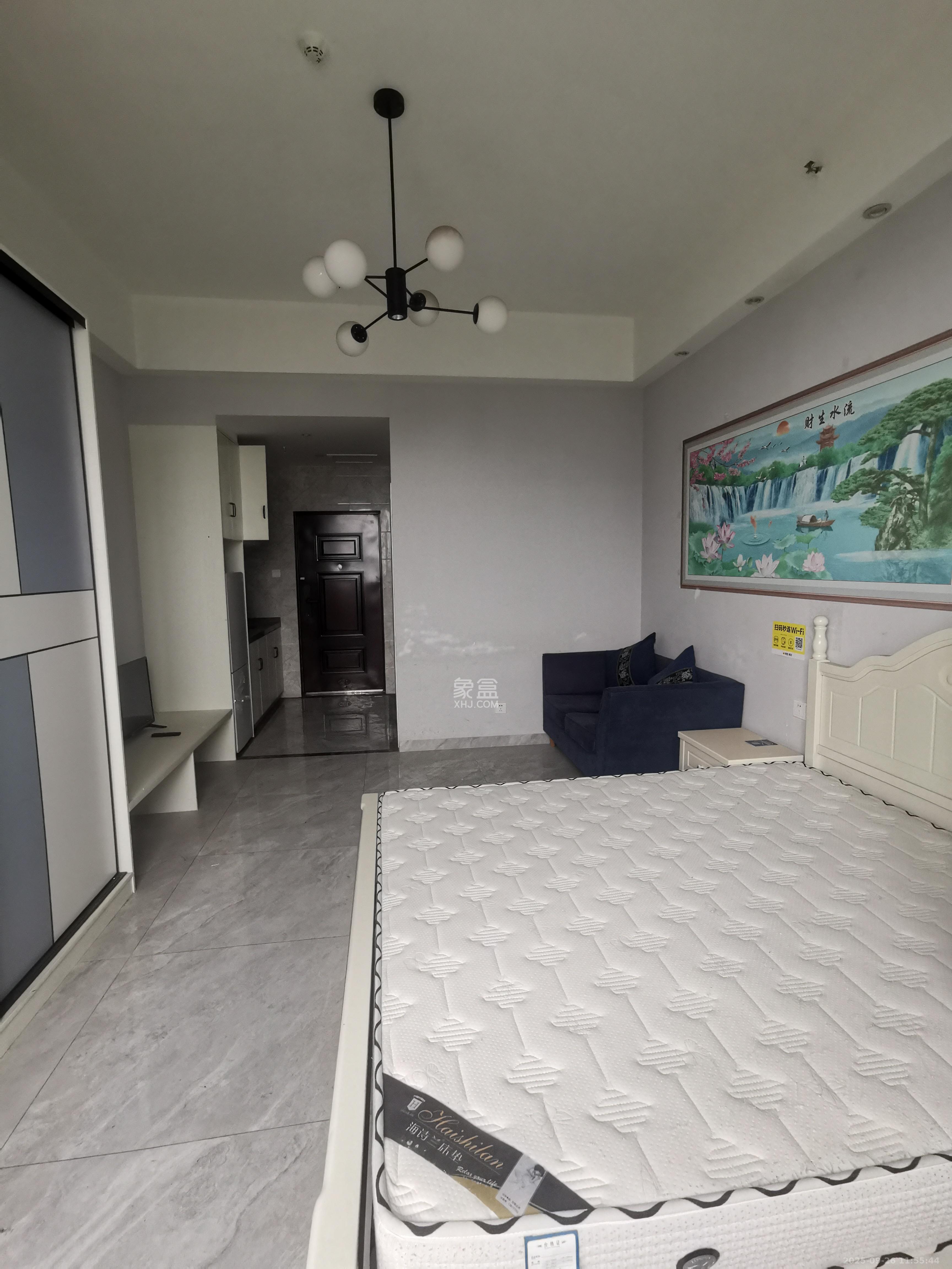 金轮星光名座  1室1厅1卫    1300.0元/月室内图