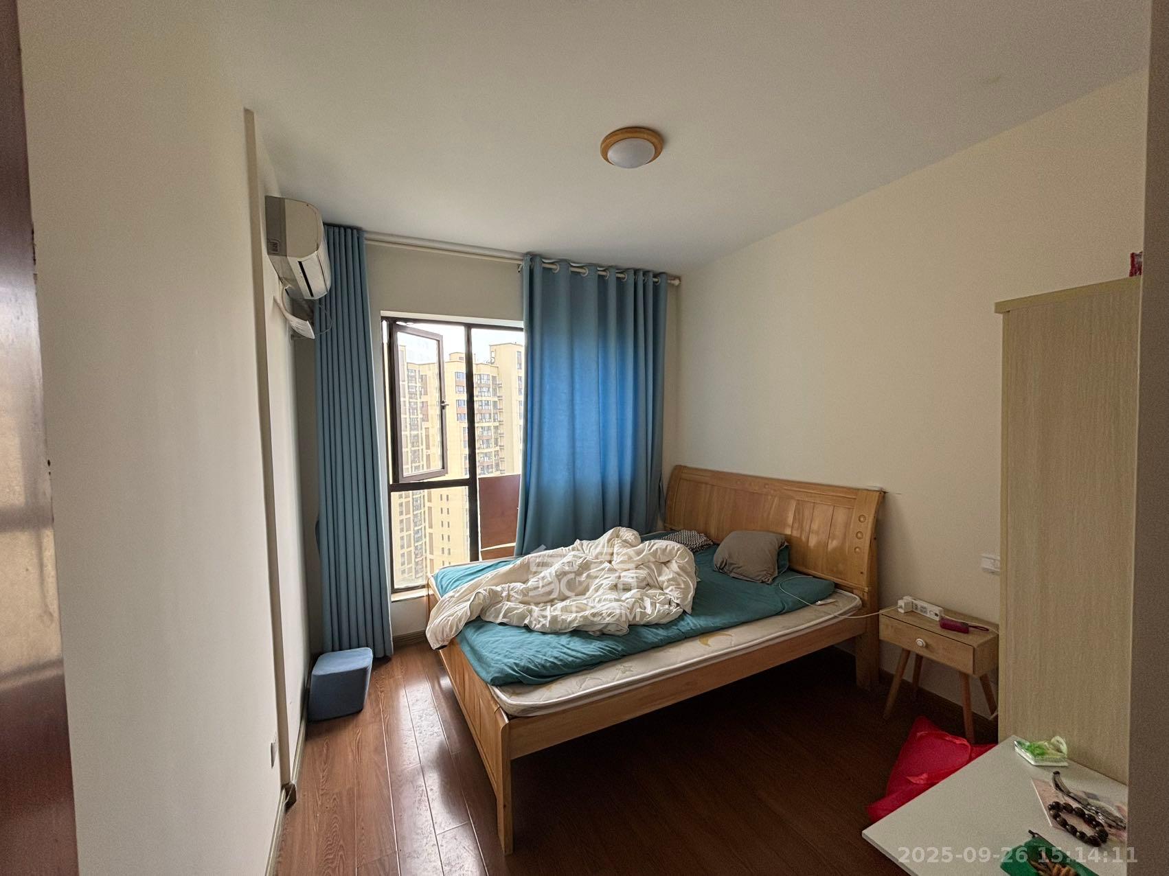 卓越蔚蓝城邦 3室1厅1卫 1600.0元/月 卓越蔚蓝城邦 3室1厅1卫 1600.0元/月室内图