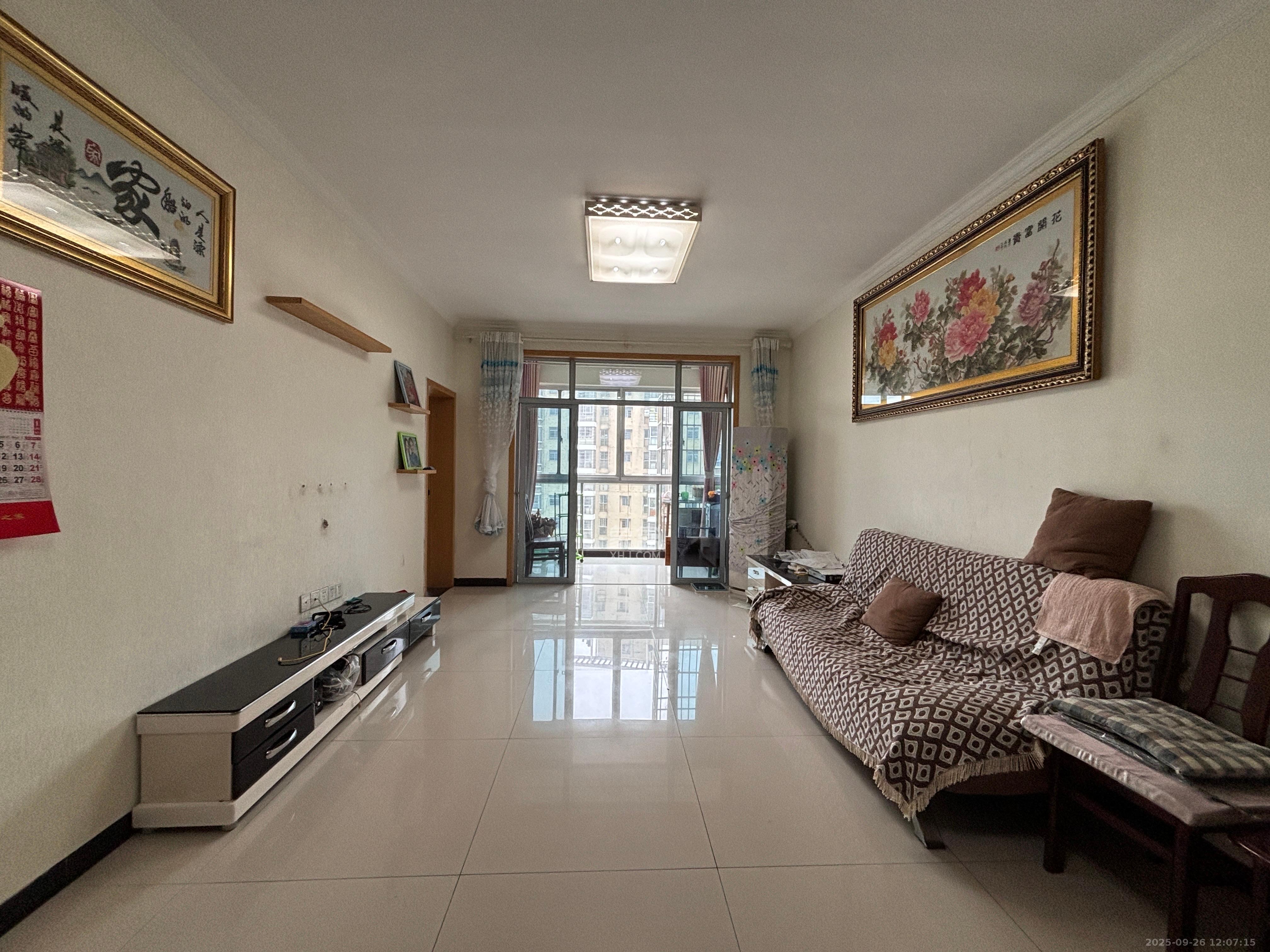 天天向上 3室2厅1卫 2300.0元/月 天天向上 3室2厅1卫 2300.0元/月室内图