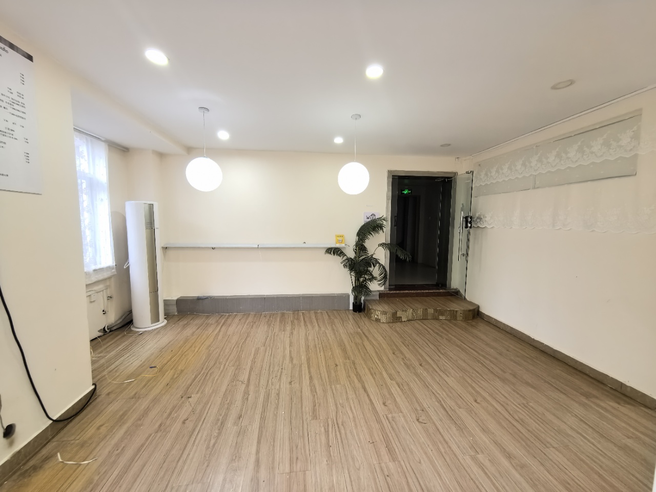 温州大厦  1室0厅0卫    3300.0元/月室内图