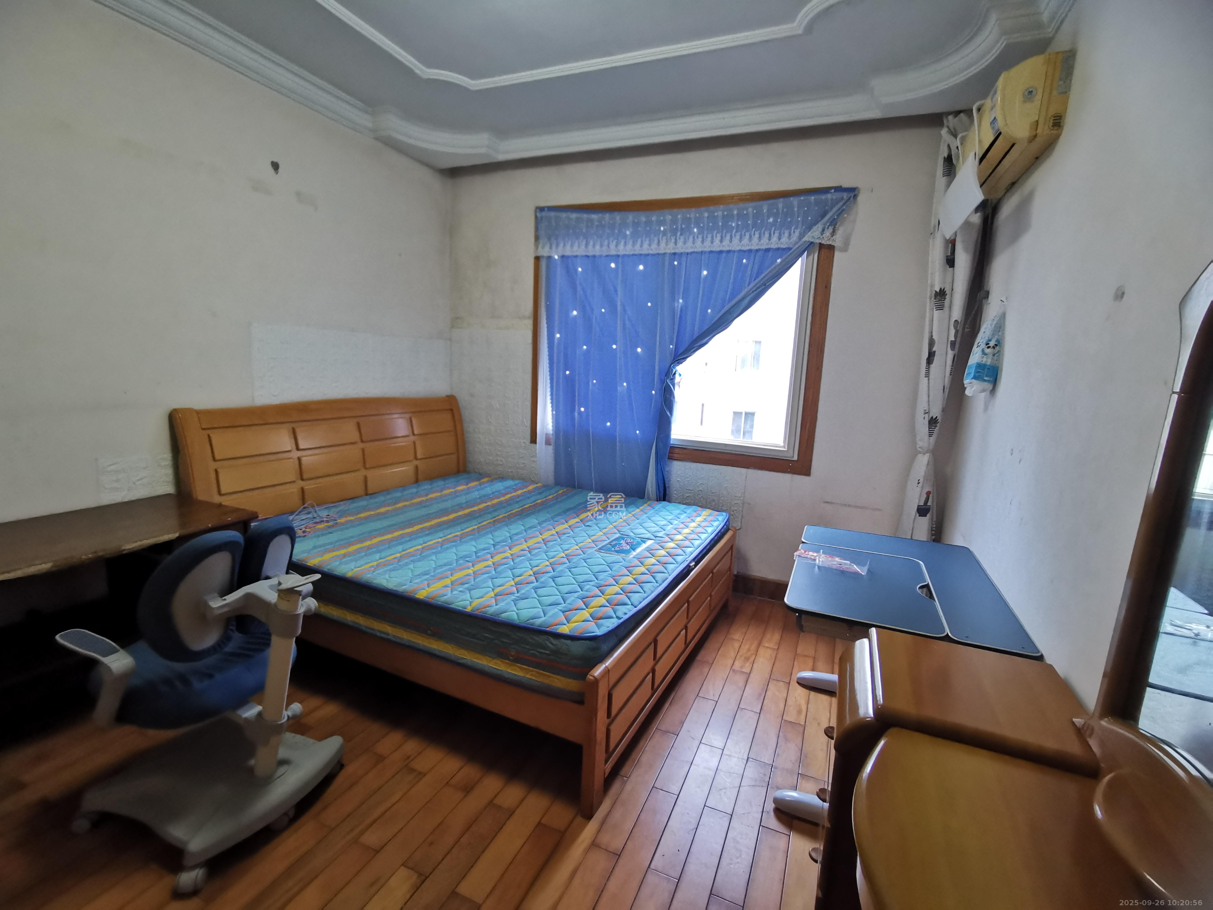 市政府小区（凤凰台巷66号）  3室2厅1卫    2900.0元/月室内图