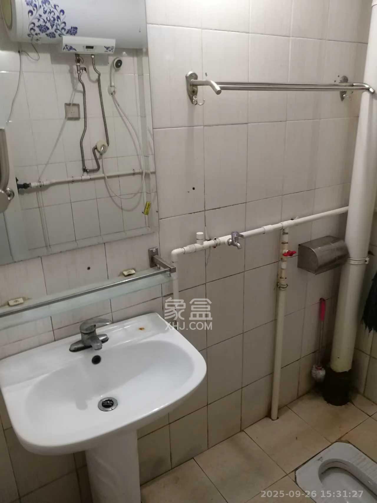 江南公寓 1室0厅0卫 1700.0元/月 江南公寓 1室0厅0卫 1700.0元/月室内图