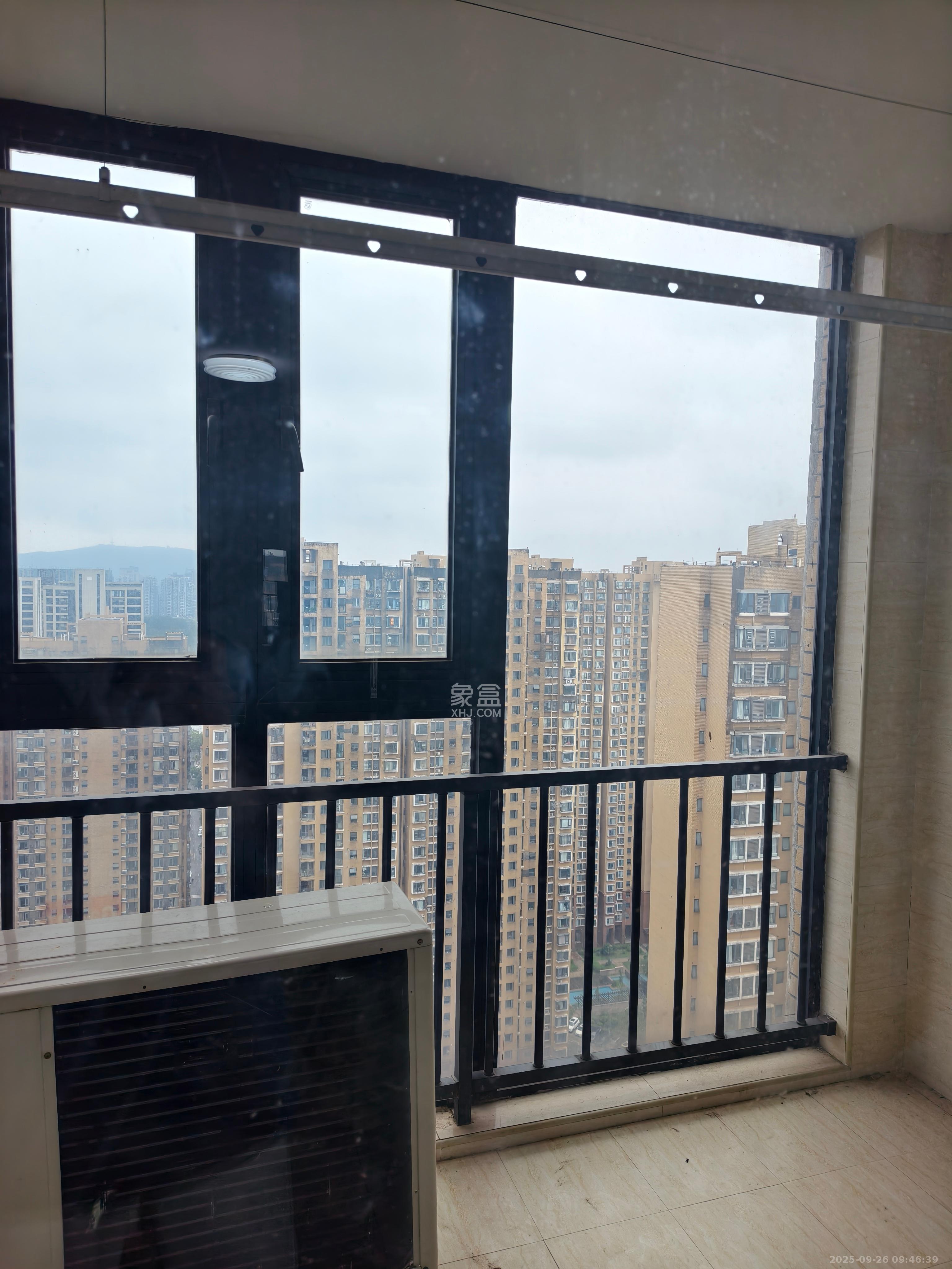 北京御园一二期（国泰嘉园）  1室2厅1卫    1700.0元/月室内图