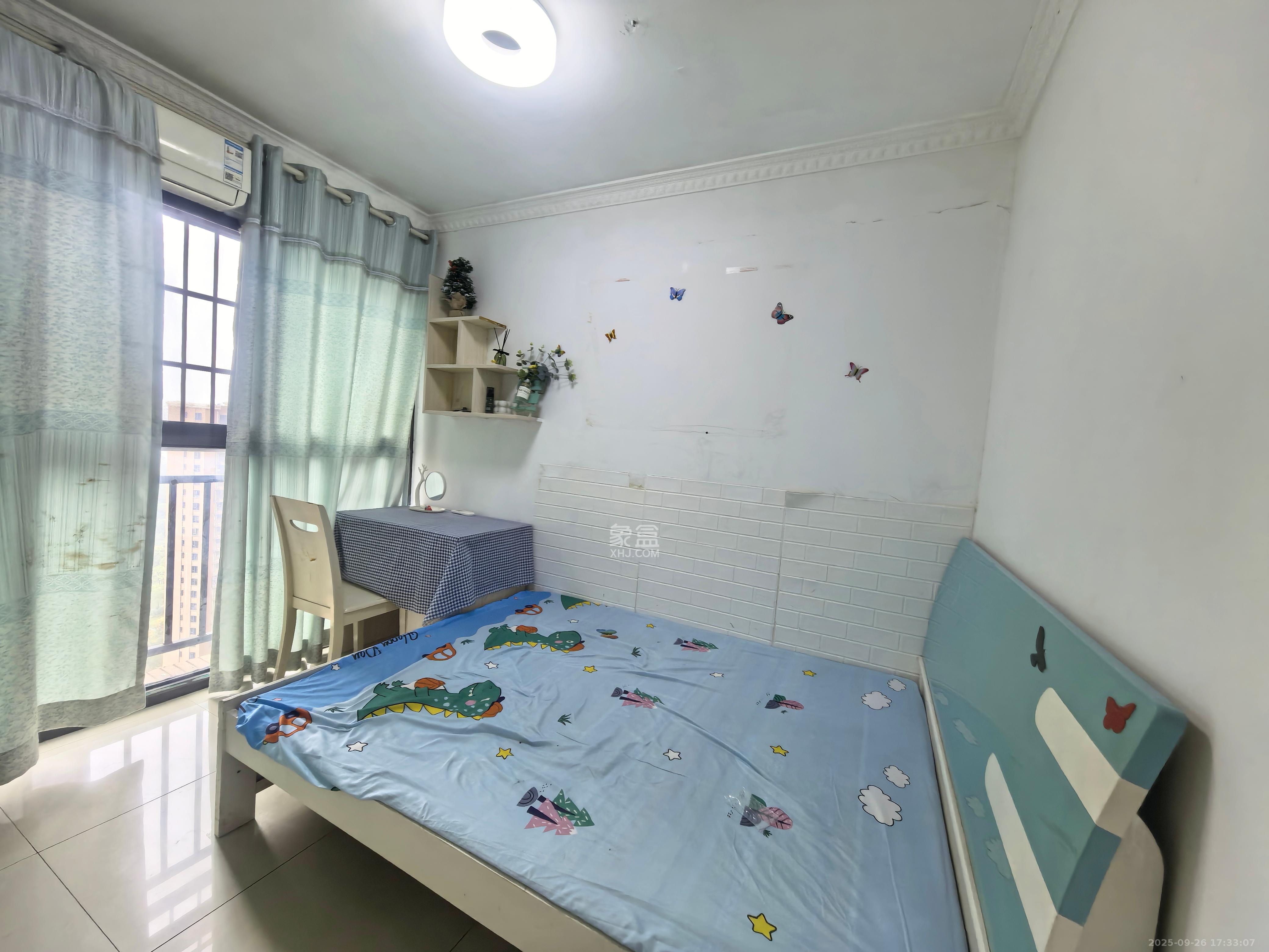 三一街区 3室2厅1卫 1600.0元/月 三一街区 3室2厅1卫 1600.0元/月室内图