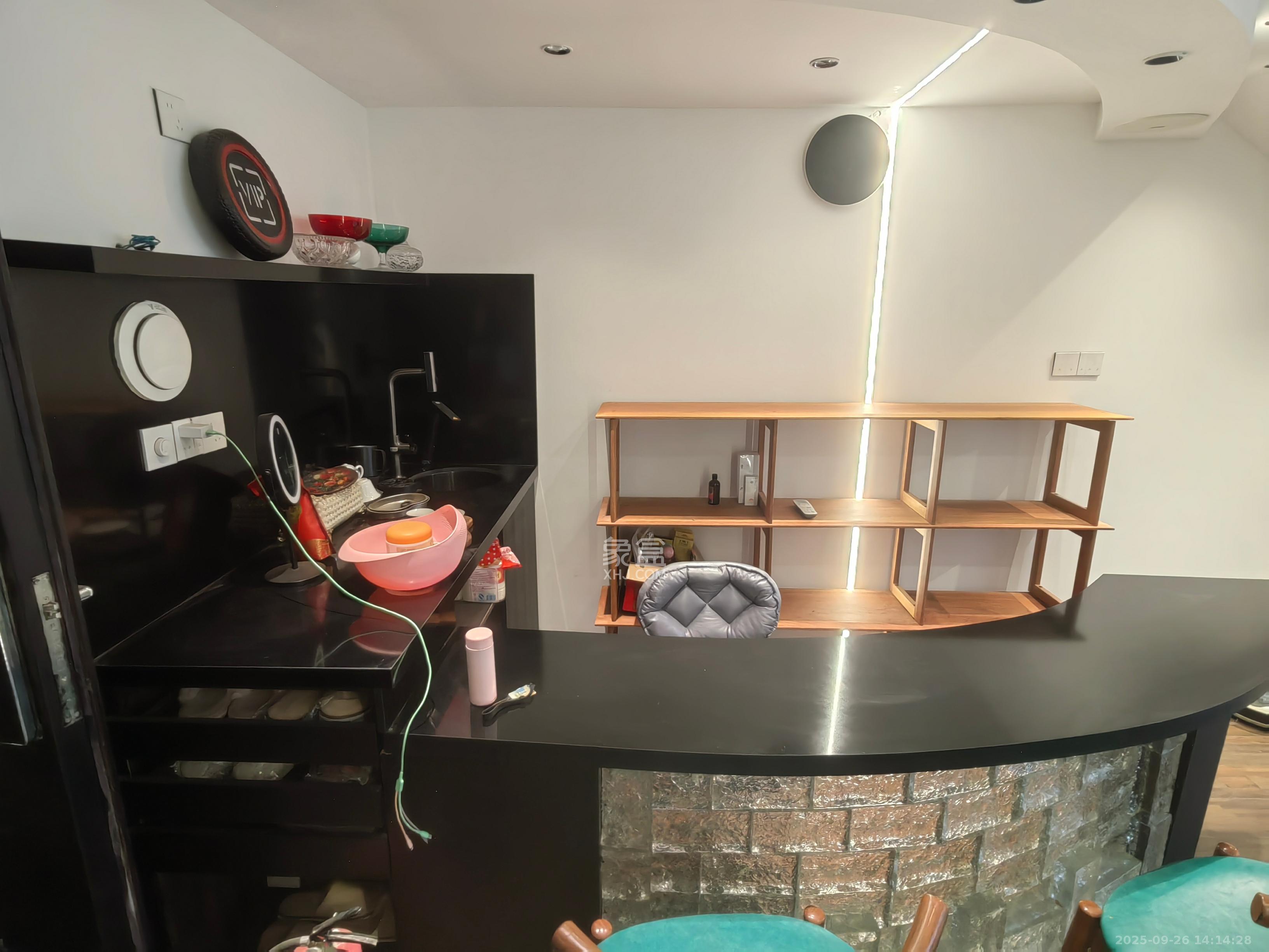 保利天禧EF区 2室1厅1卫 2500.0元/月 保利天禧EF区 2室1厅1卫 2500.0元/月室内图