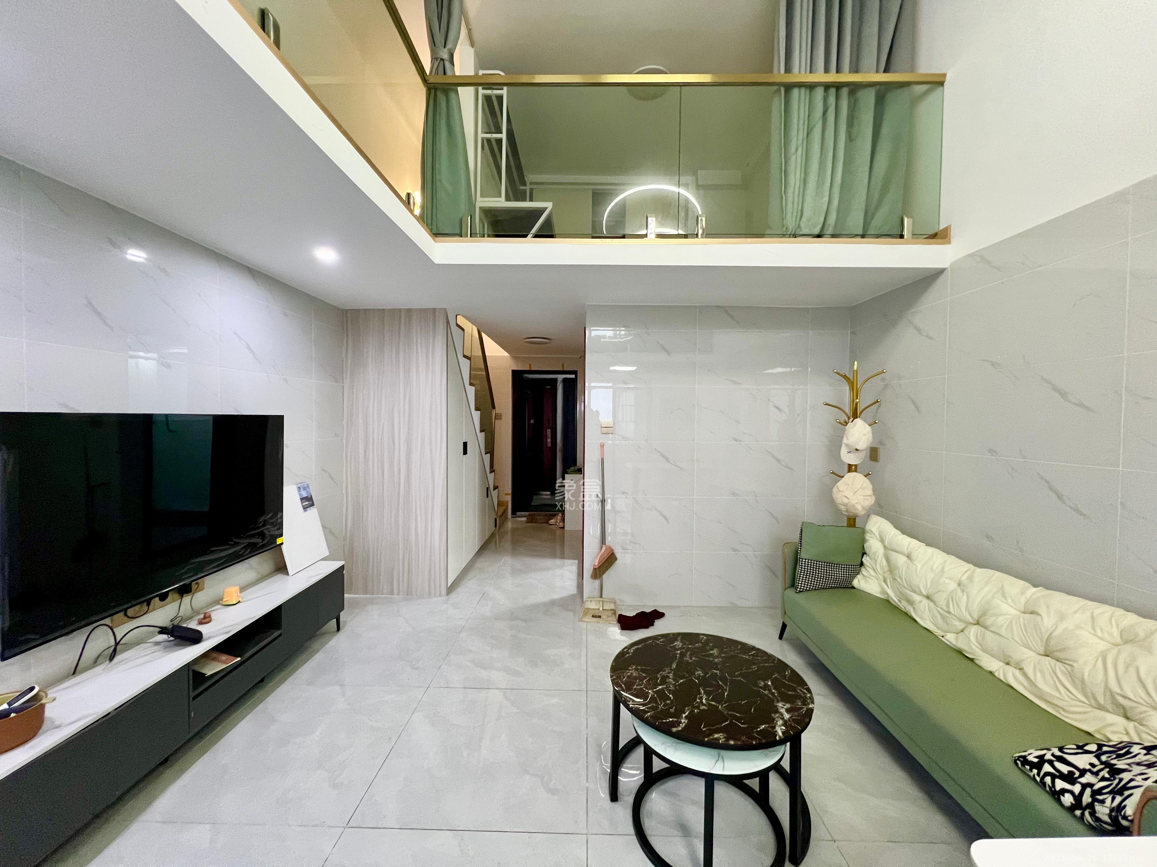 福晟钱隆国际(晟冉景苑) 2室2厅1卫 2200.0元/月 福晟钱隆国际(晟冉景苑) 2室2厅1卫 2200.0元/月室内图