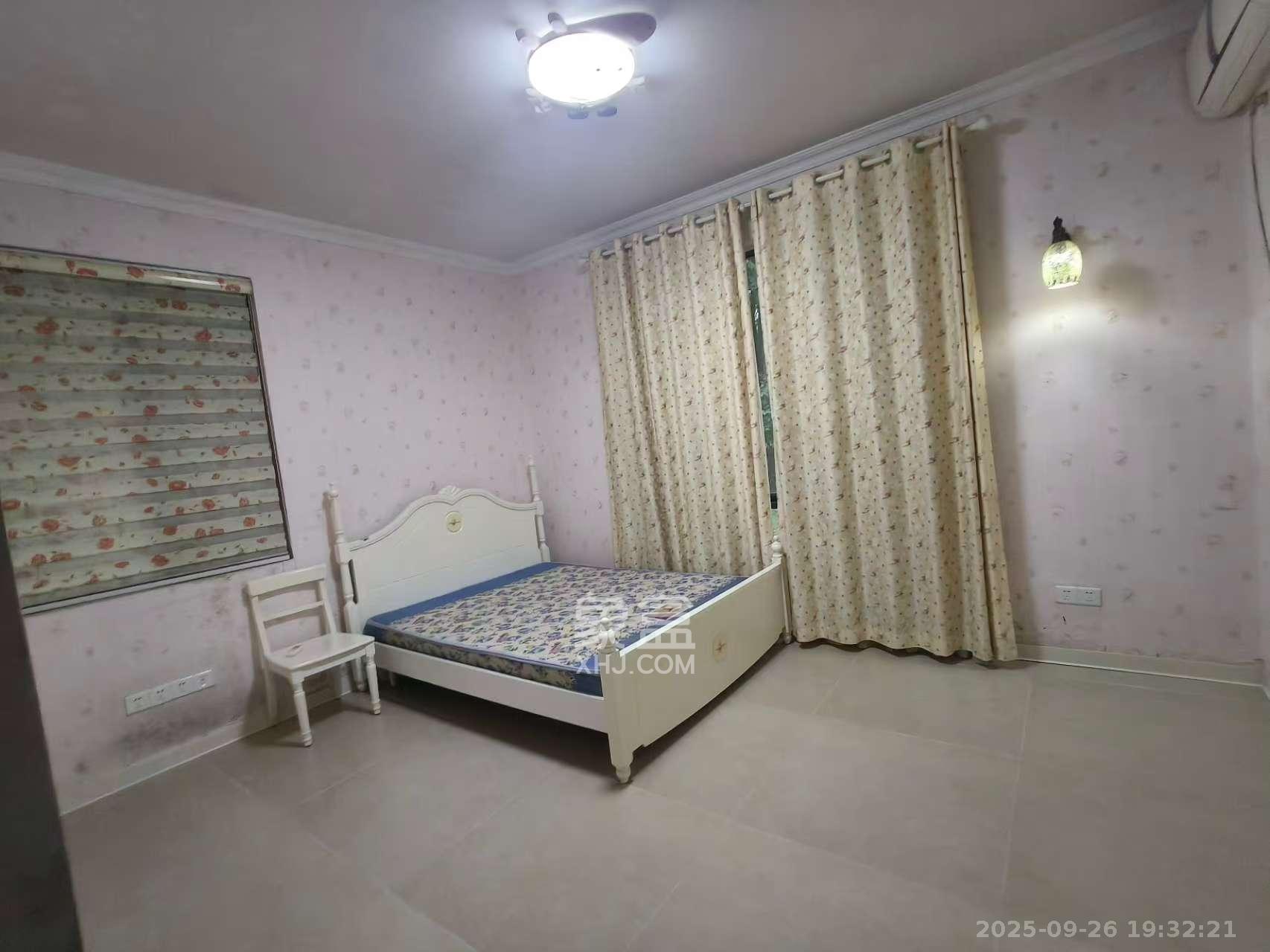 绿城桂花城 4室2厅2卫 4000.0元/月 绿城桂花城 4室2厅2卫 4000.0元/月室内图