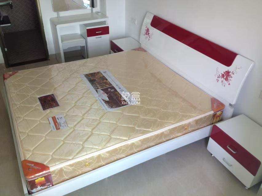 汇景骏园 3室2厅2卫 160.0万 汇景骏园 3室2厅2卫 160.0万客厅