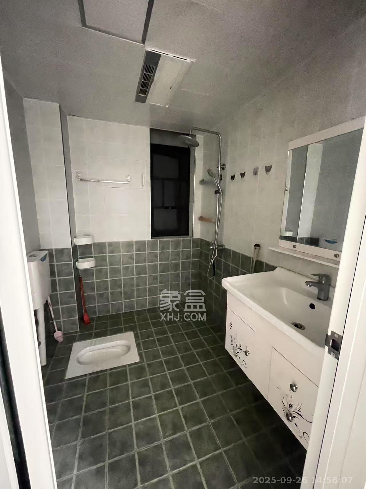 湘域城邦（湘域国际中心）  2室1厅1卫   3200.00元/月室内图