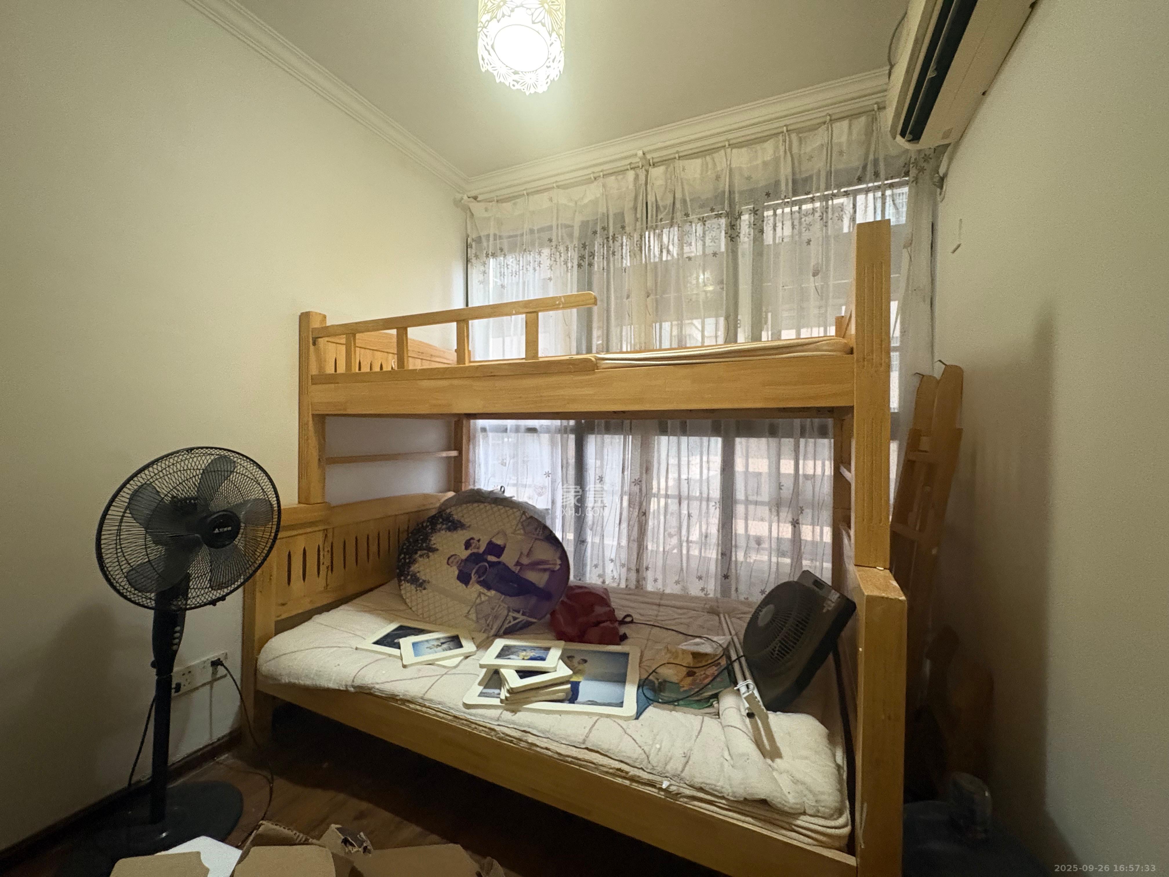 筑梦佳园  3室2厅1卫    1800.0元/月室内图