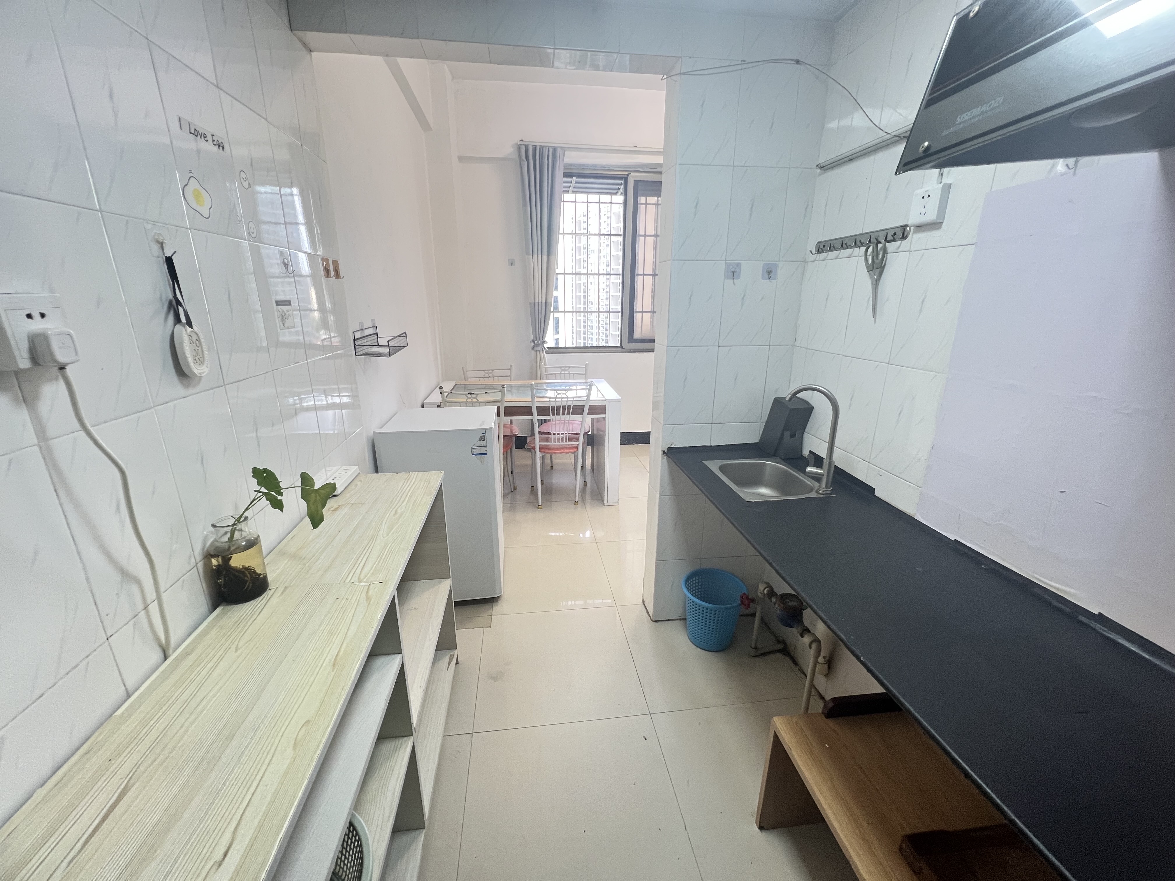 华昌大厦 1室1厅1卫 1500.0元/月 华昌大厦 1室1厅1卫 1500.0元/月室内图