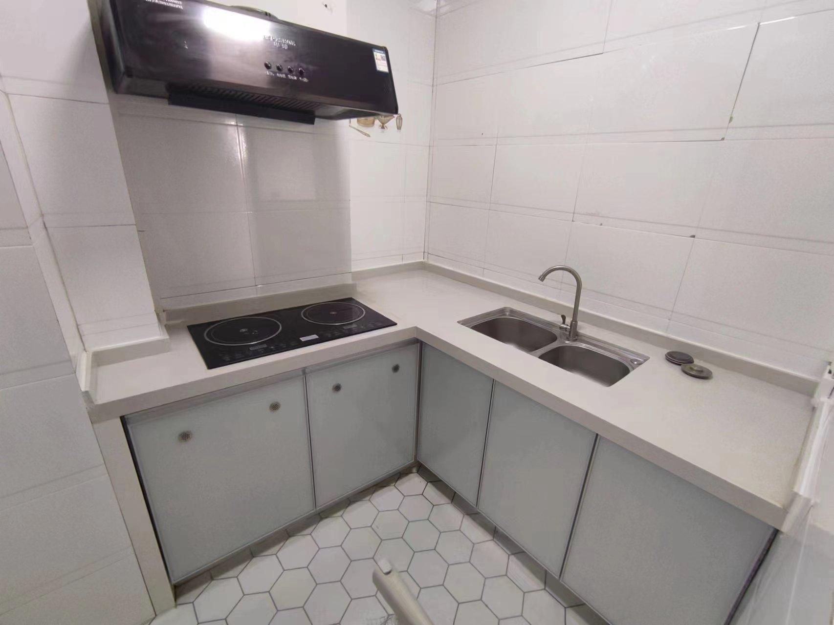 金侨大厦 1室1厅1卫 1700.0元/月 金侨大厦 1室1厅1卫 1700.0元/月室内图