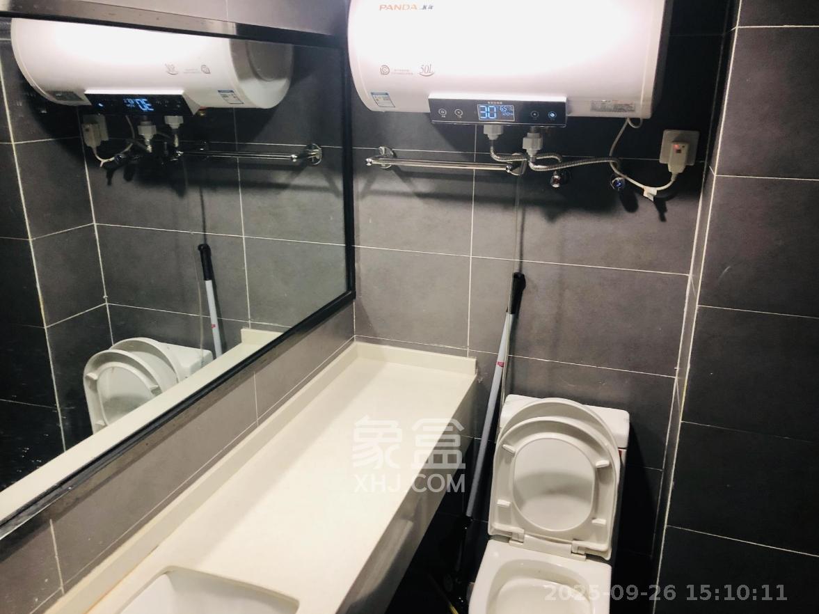 兰亭湾畔  1室1厅1卫    1600.0元/月室内图