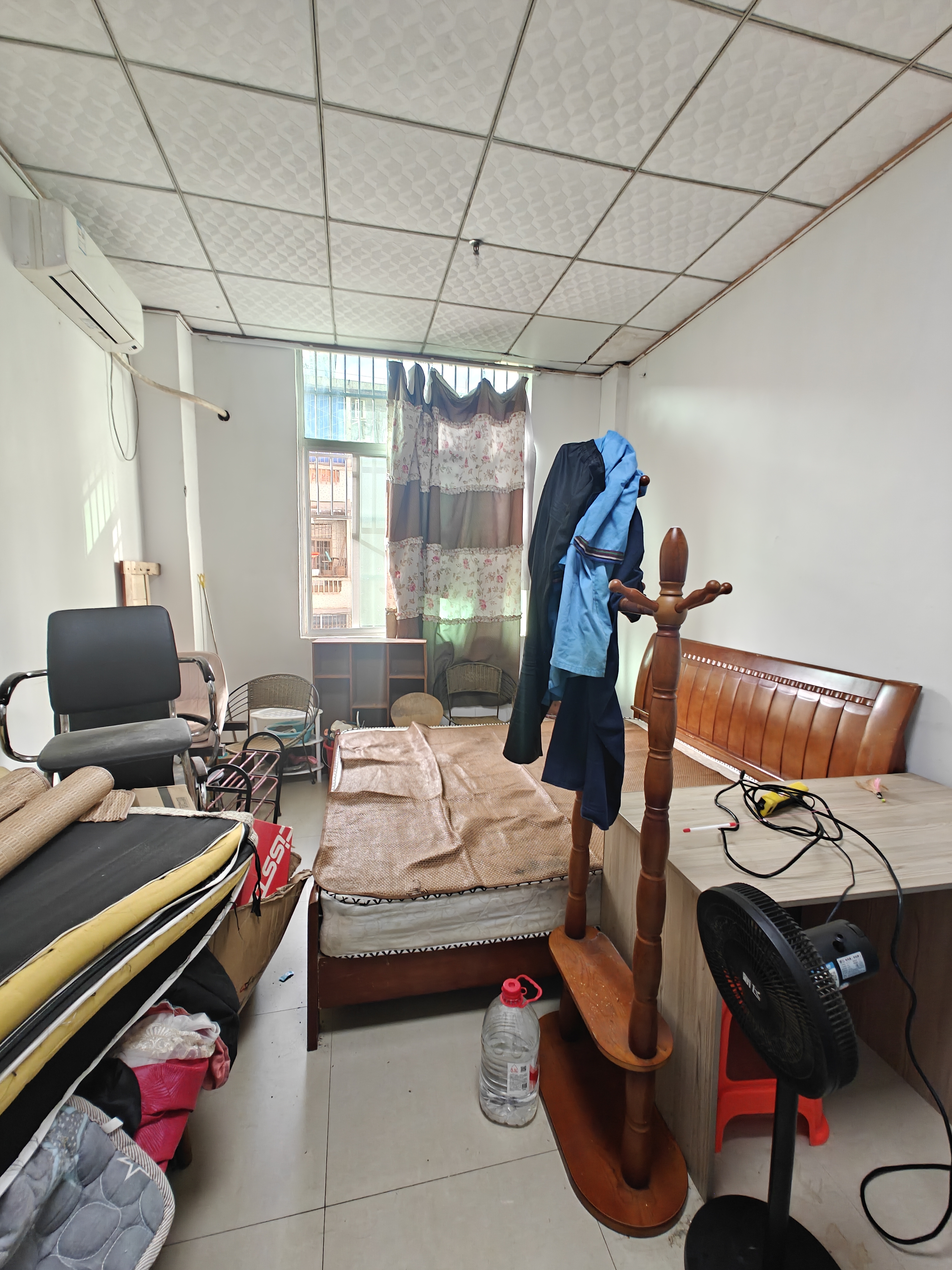 嘉茂大厦  1室1厅1卫    1100.0元/月室内图