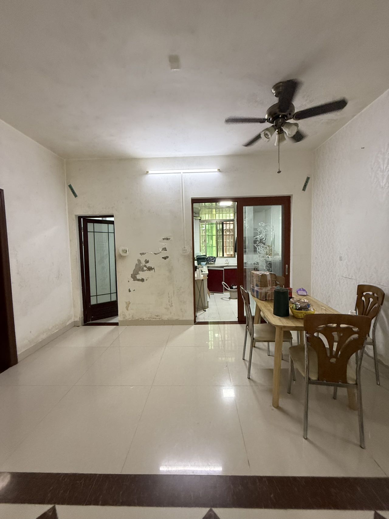 博美苑(坡博路) 3室2厅2卫 100.0万 博美苑(坡博路) 3室2厅2卫 100.0万室内图