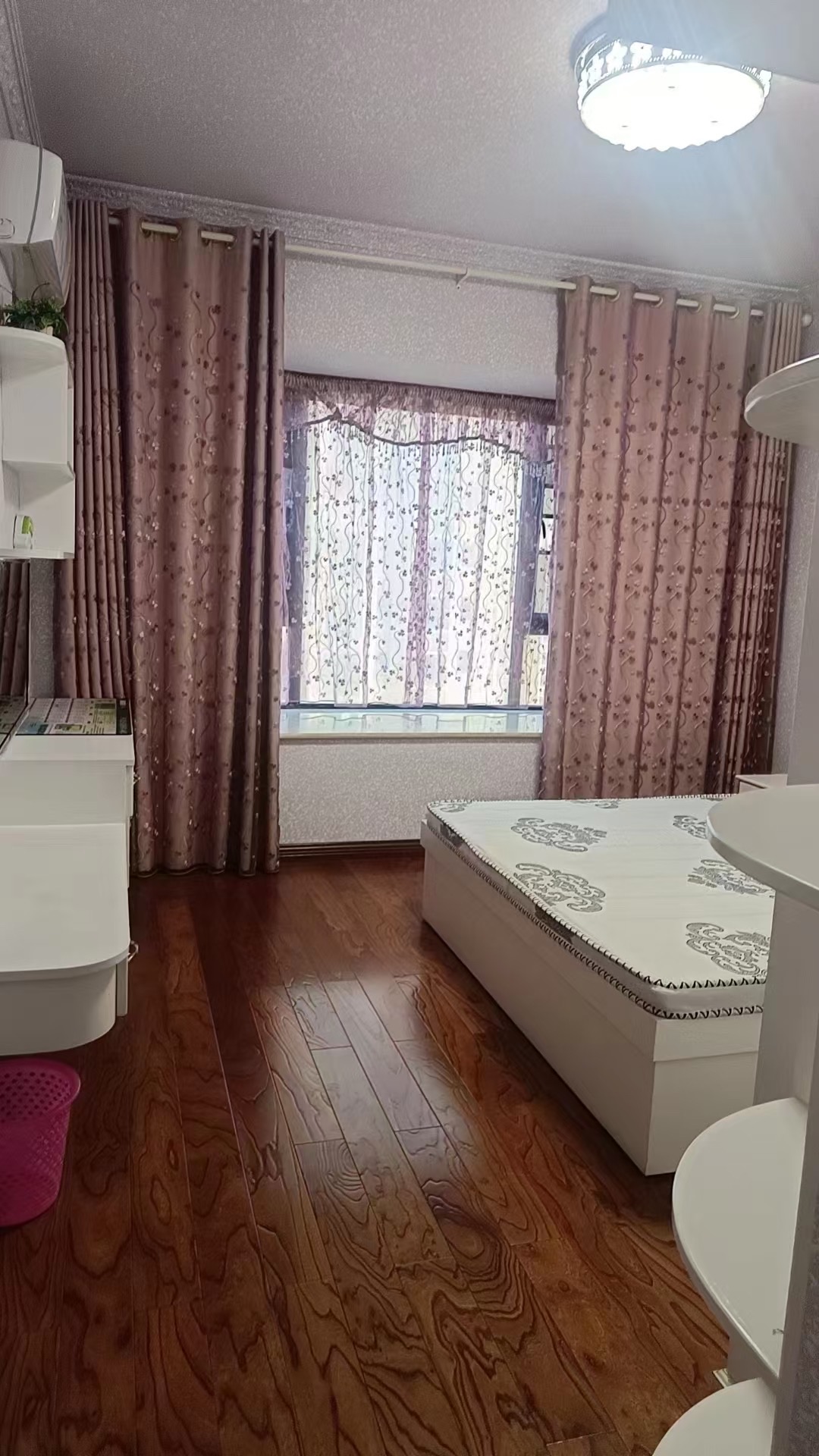 悦江山  3室2厅1卫    1680.0元/月 悦江山  3室2厅1卫    1680.0元/月室内图