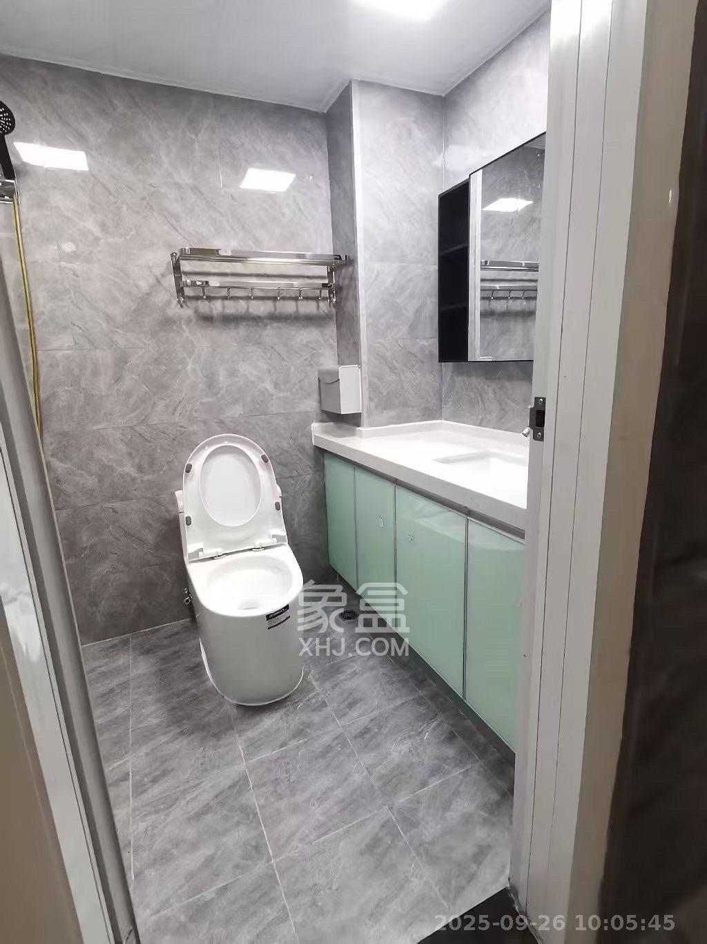 蓝湾国际广场  1室1厅1卫    1800.0元/月室内图