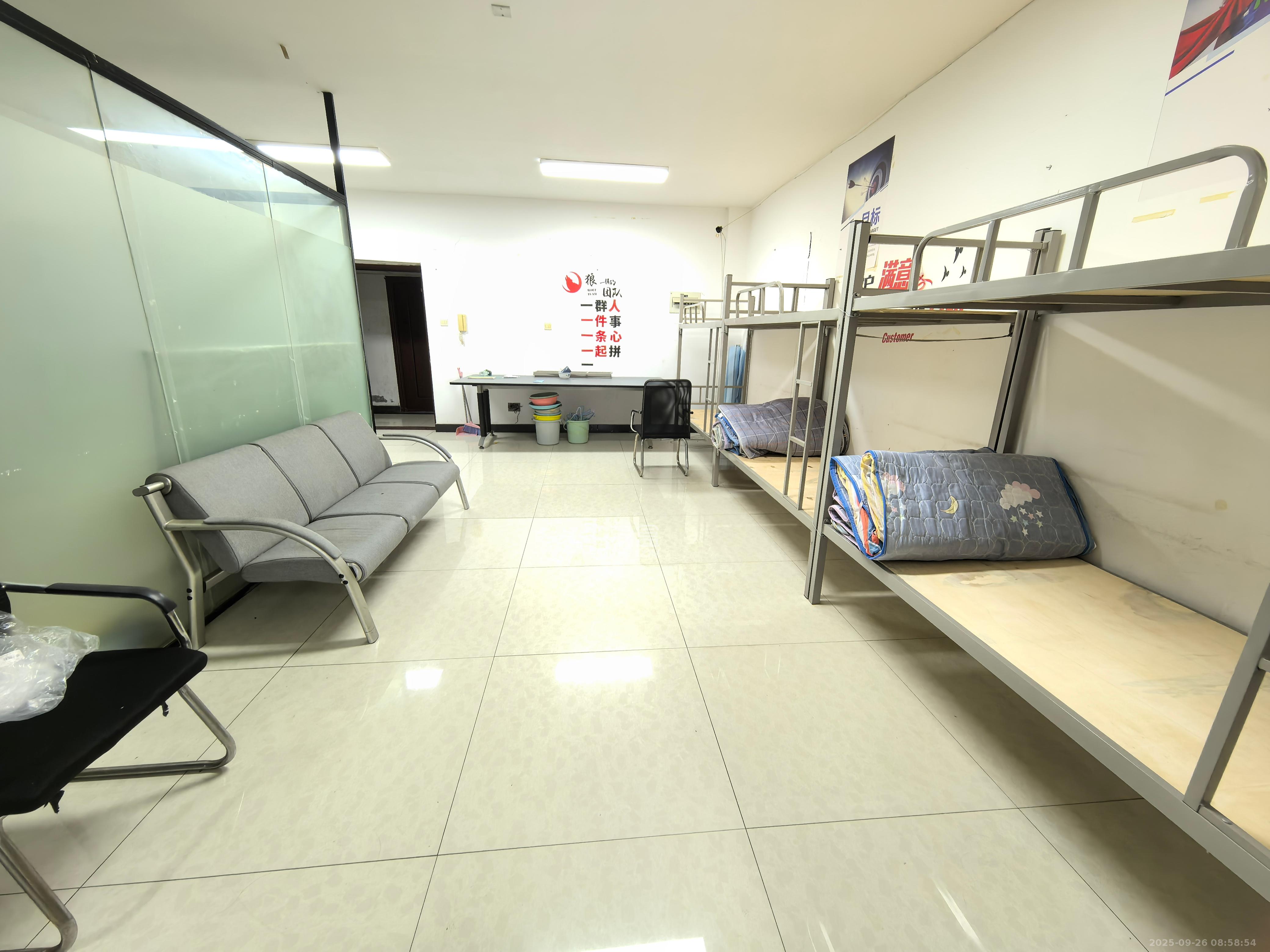 和庄 2室2厅1卫 1700.0元/月 和庄 2室2厅1卫 1700.0元/月室内图