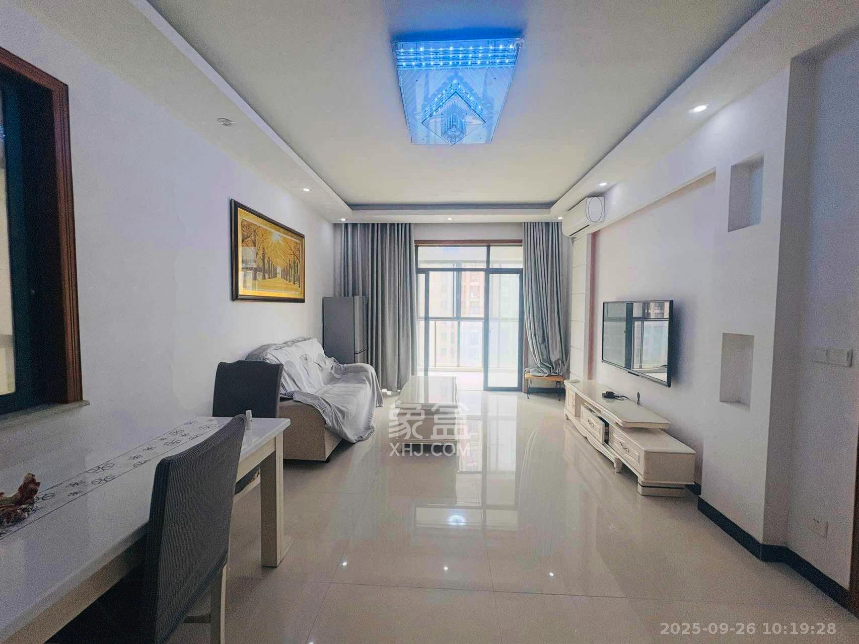 联诚国际城  2室1厅1卫    1400.0元/月室内图