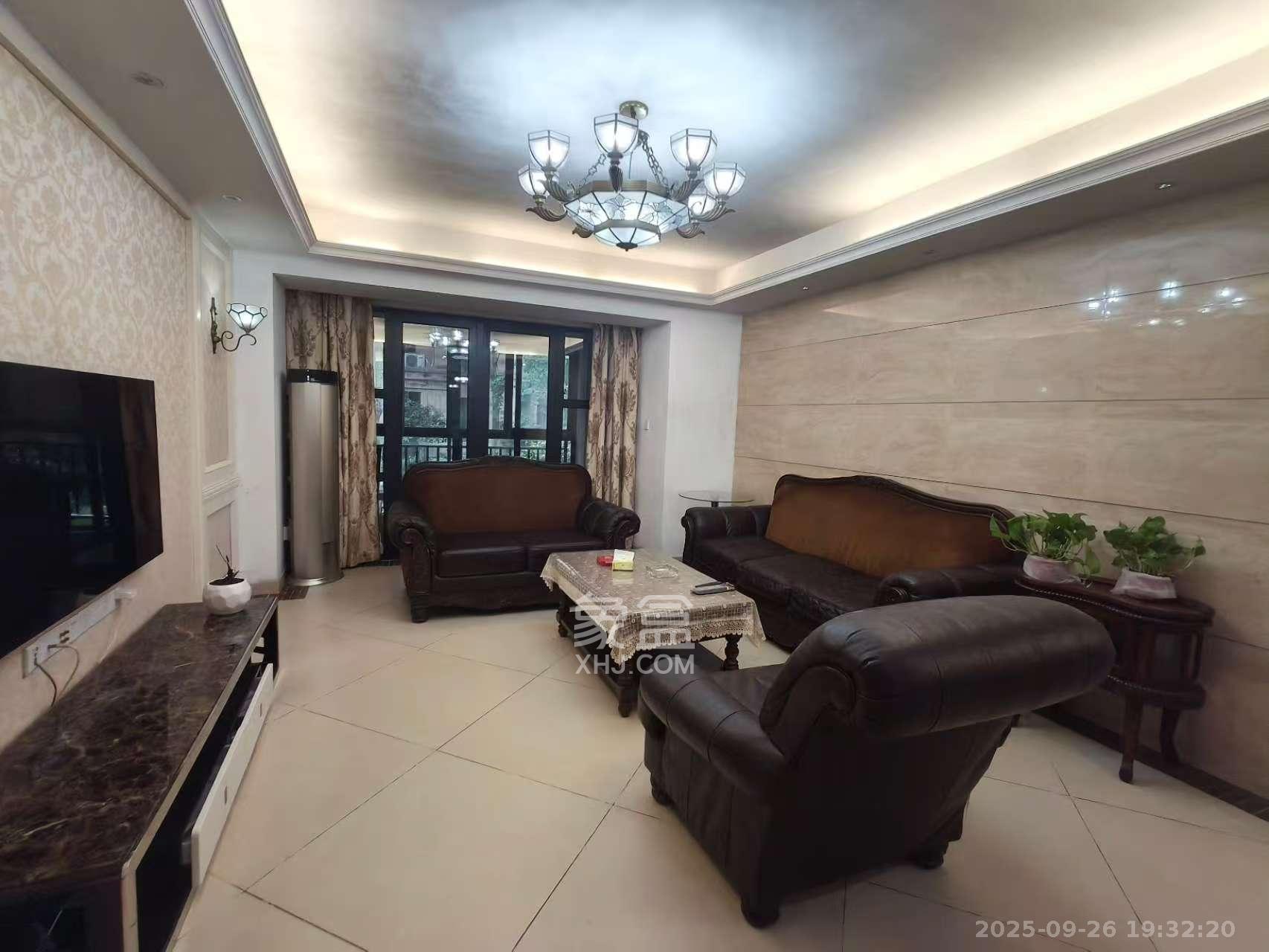 绿城桂花城 4室2厅2卫 4000.0元/月 绿城桂花城 4室2厅2卫 4000.0元/月室内图