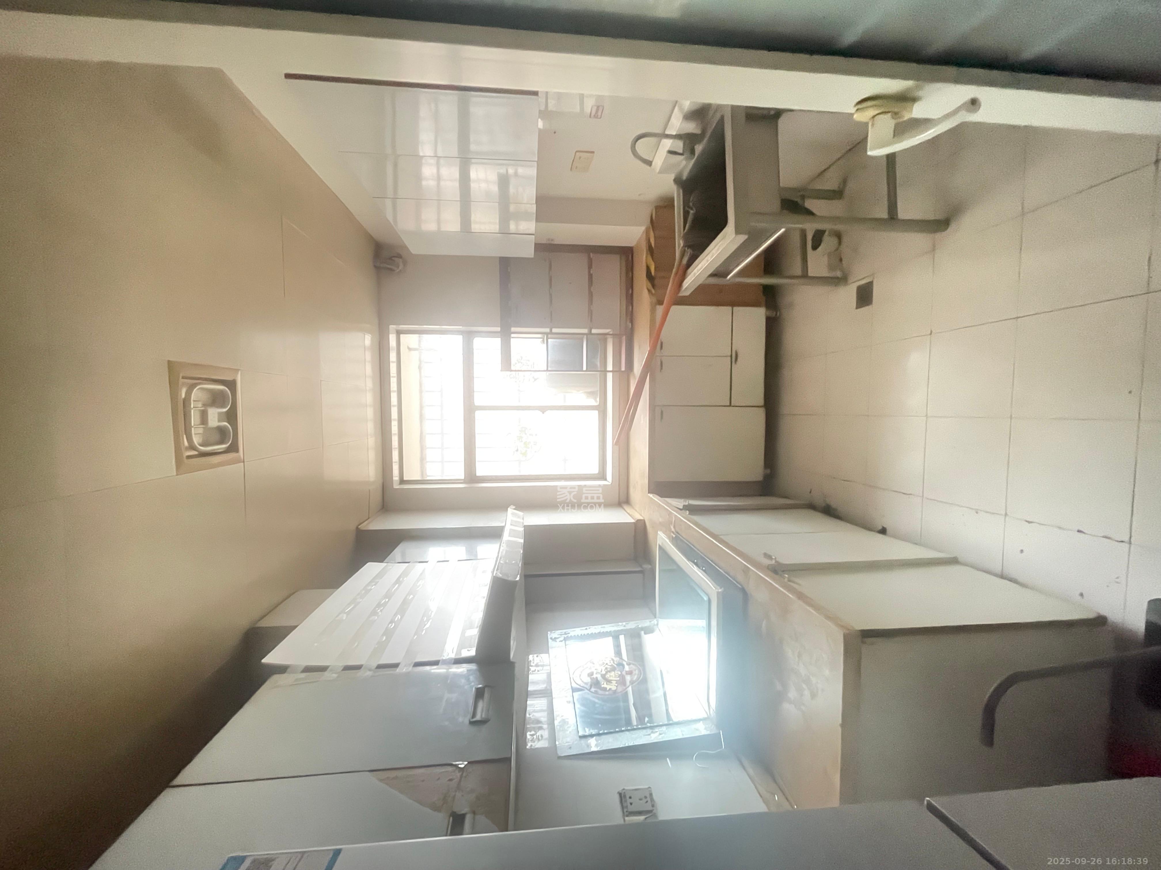 王府井公寓(福源公寓) 3室1厅2卫 4000.0元/月 王府井公寓(福源公寓) 3室1厅2卫 4000.0元/月室内图