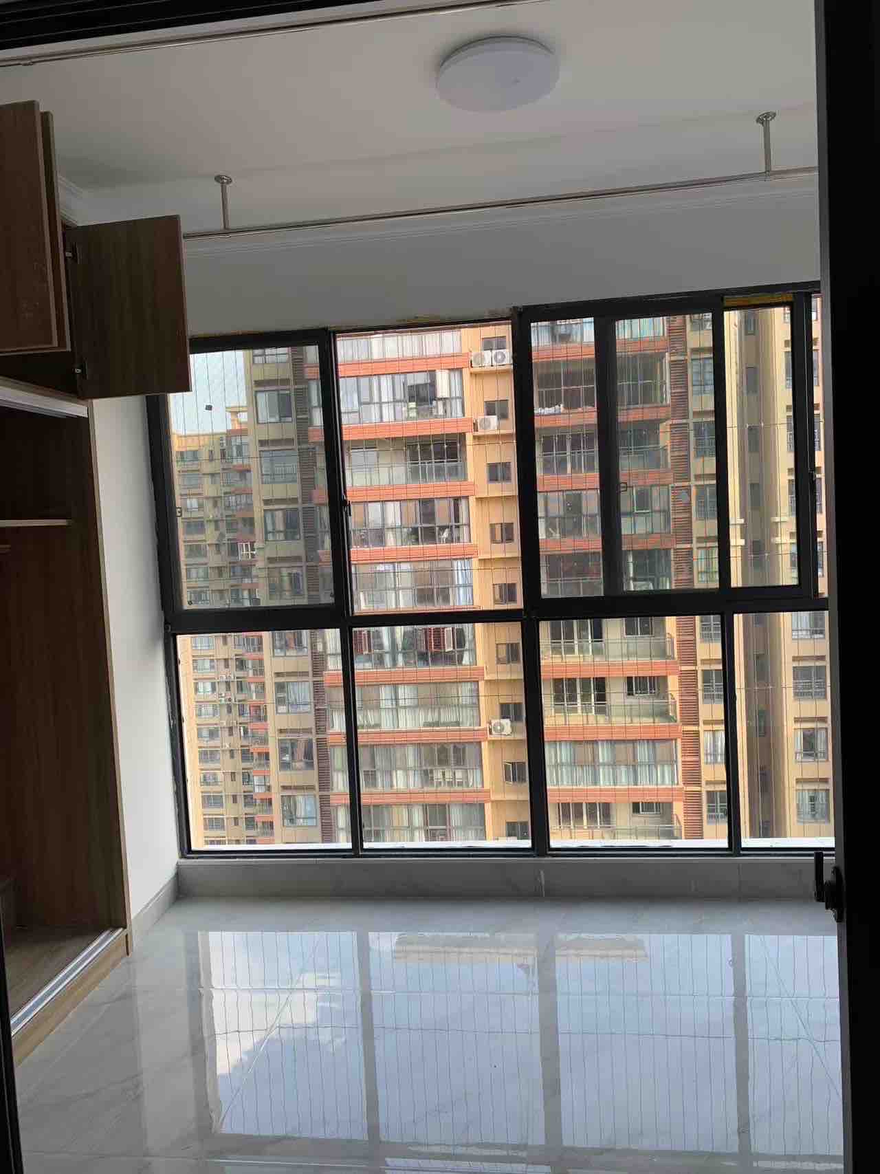 珠江愉景南苑（一、二、三、四期）  2室2厅1卫   2300.00元/月室内图