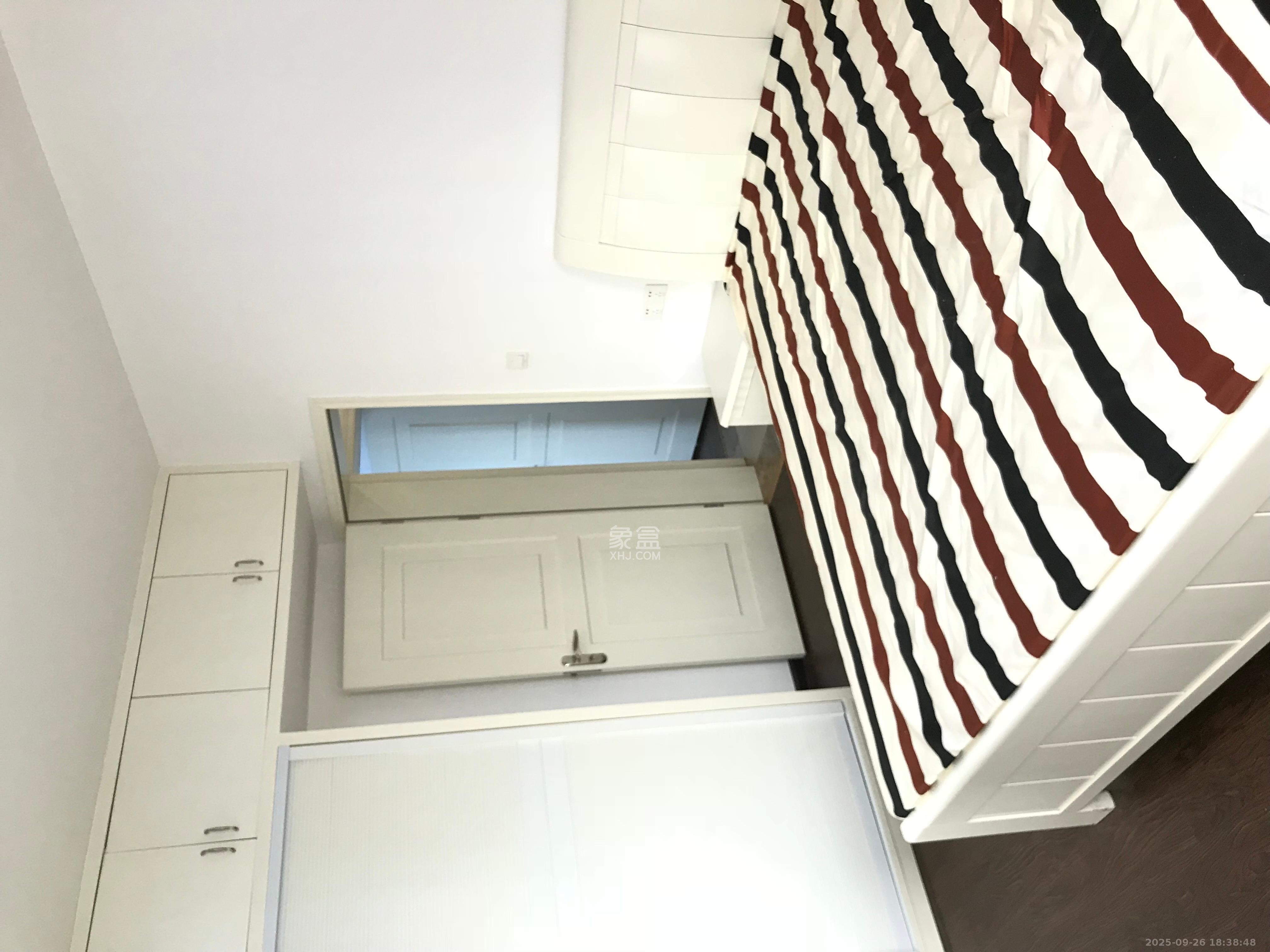 保利麓谷林语C区 3室2厅1卫 2800.0元/月 保利麓谷林语C区 3室2厅1卫 2800.0元/月室内图