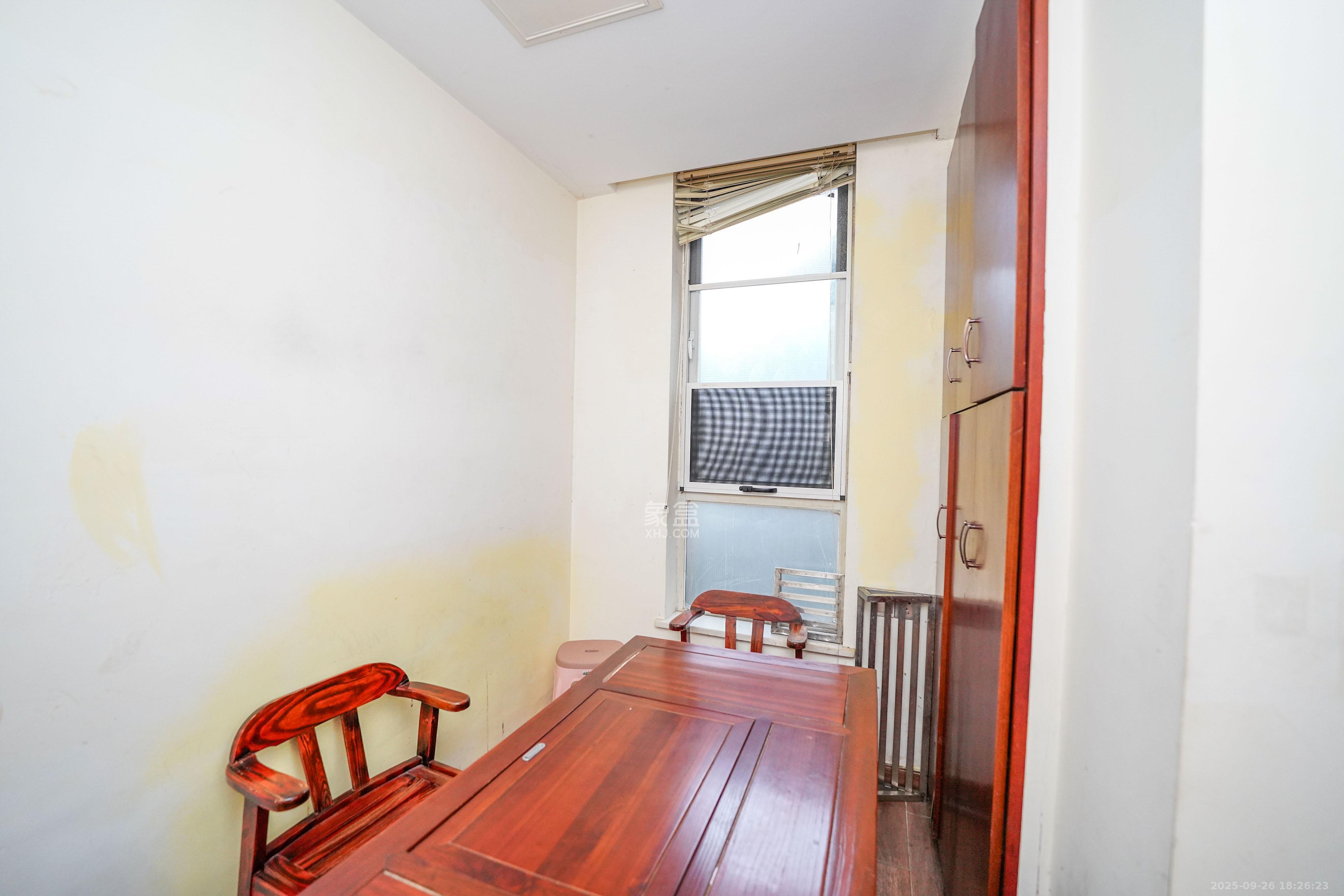 格兰小镇 1室0厅0卫 358.0万 格兰小镇 1室0厅0卫 358.0万卧室