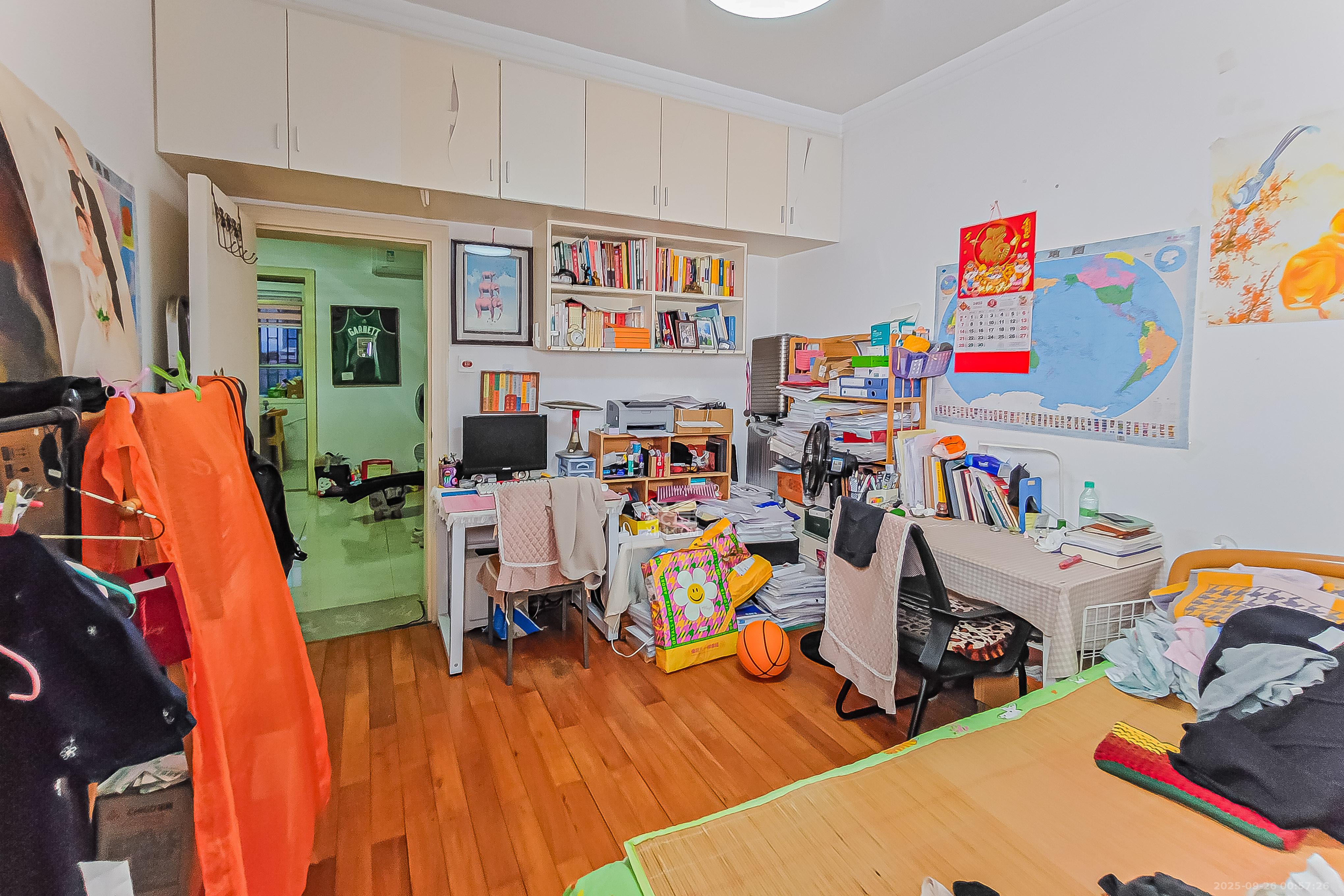 东瓜山三村(东电社区) 2室1厅1卫 50.0万 东瓜山三村(东电社区) 2室1厅1卫 50.0万卧室