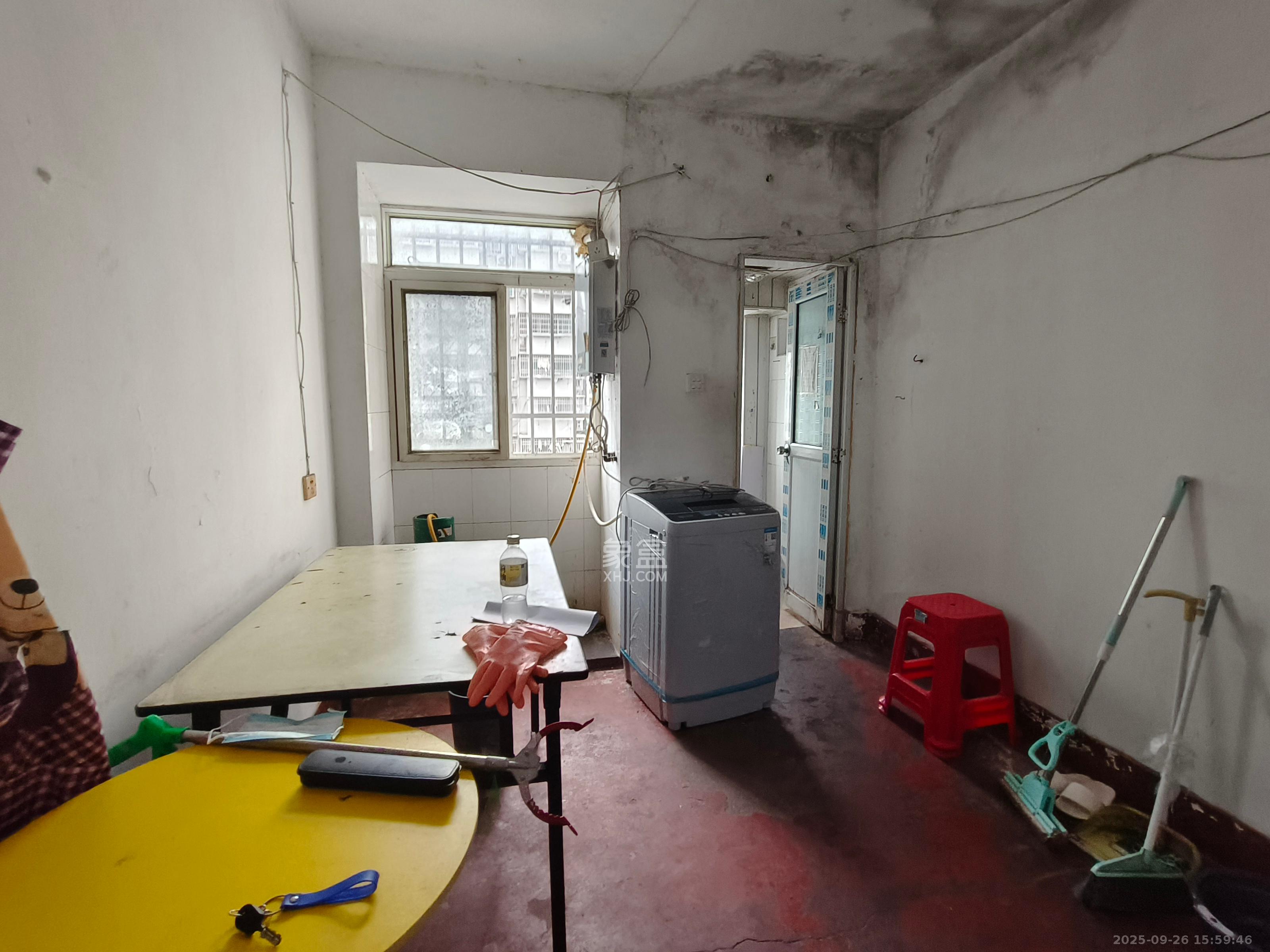 一步两搭桥 3室1厅1卫 1600.0元/月 一步两搭桥 3室1厅1卫 1600.0元/月室内图