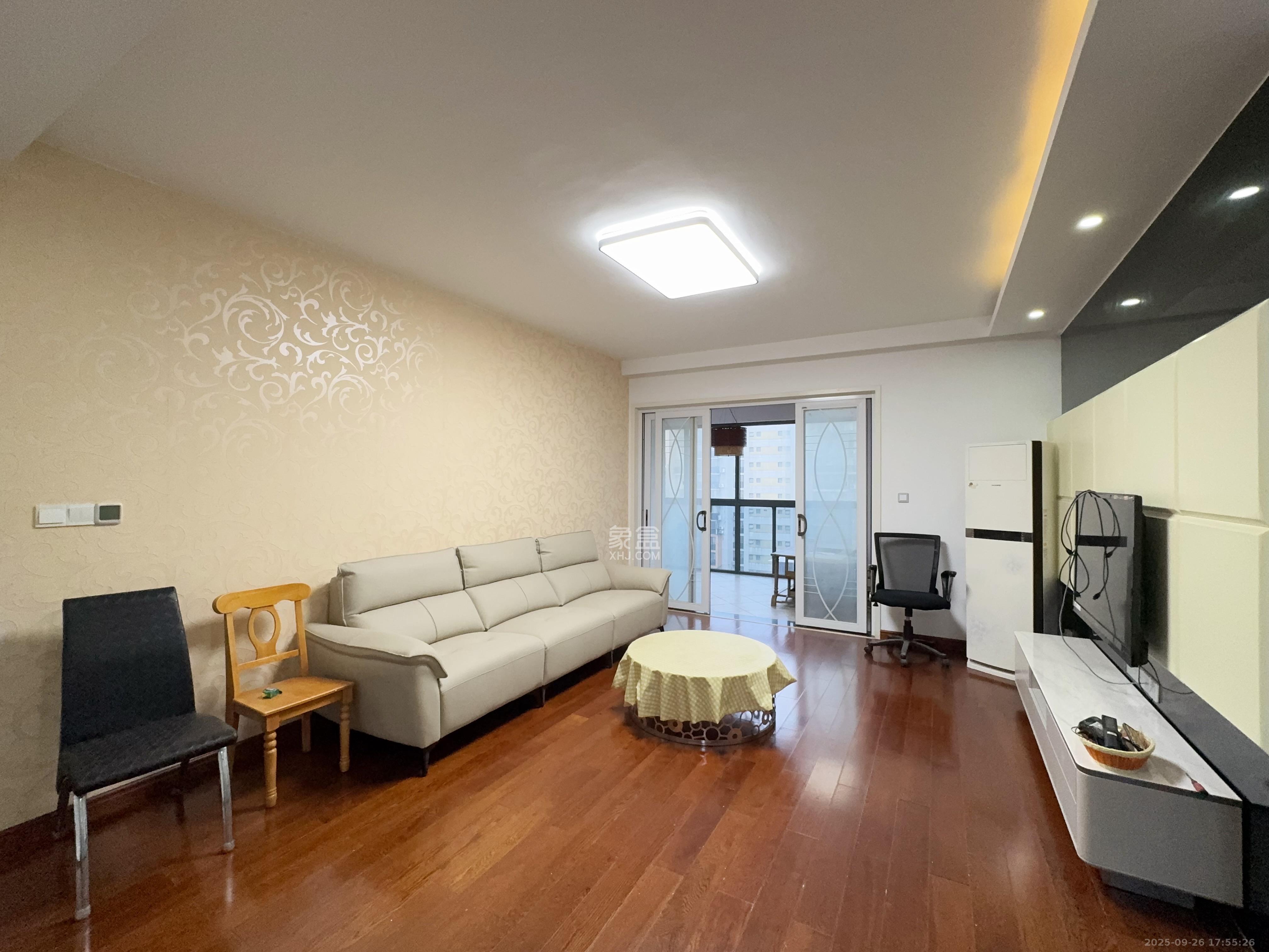 博林金谷  3室2厅1卫    3200.0元/月室内图