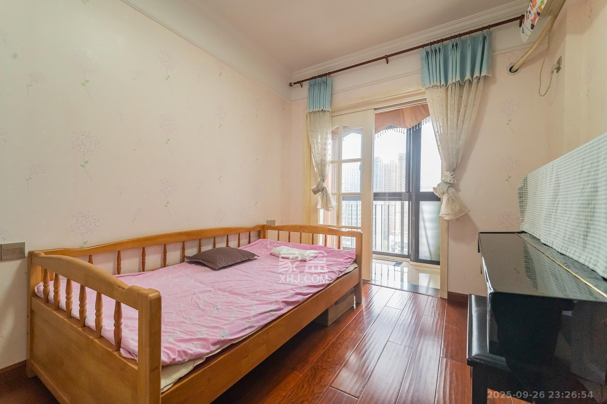 恒基凯旋门一二期  1室0厅0卫    152.8万 恒基凯旋门一二期  1室0厅0卫    152.8万卧室