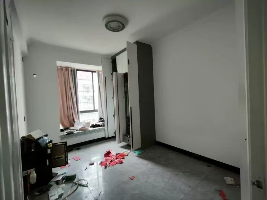 海岛阳光三期(阳光街城) 3室2厅1卫 110.39万 海岛阳光三期(阳光街城) 3室2厅1卫 110.39万室内图