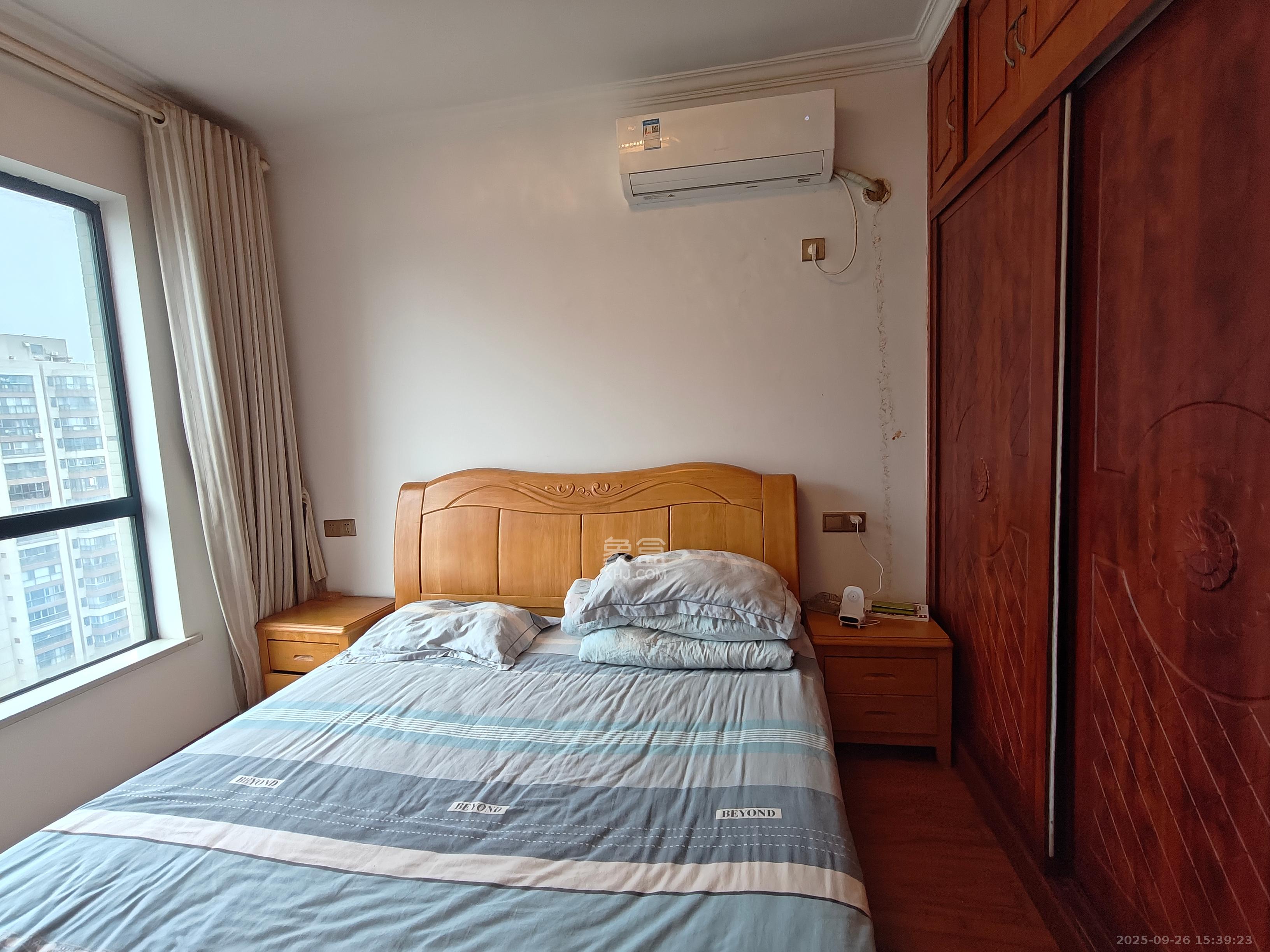 筑梦星园  3室2厅1卫    2200.0元/月室内图