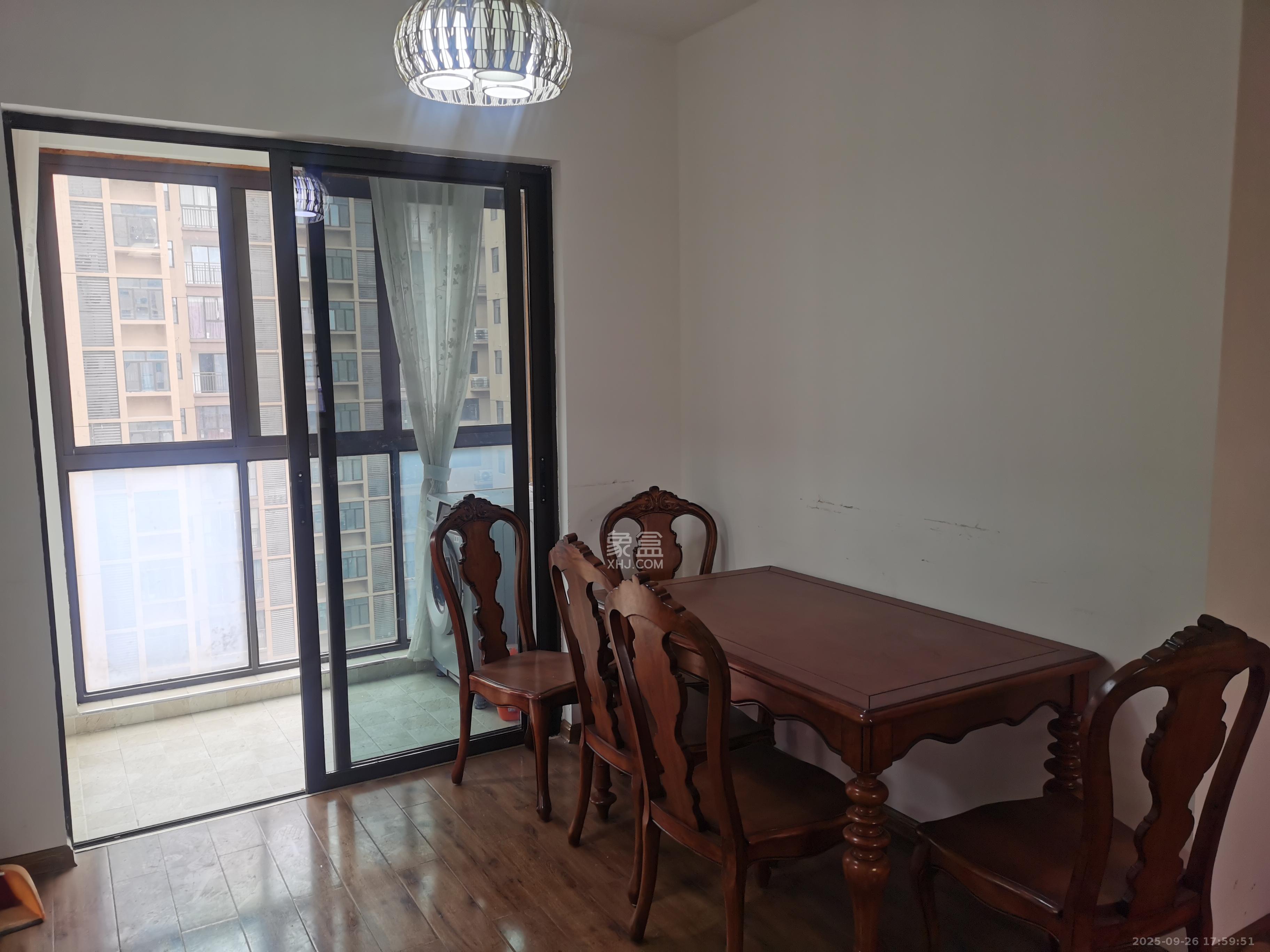 德润小区（丰升德润小区）  3室2厅2卫    3000.0元/月室内图